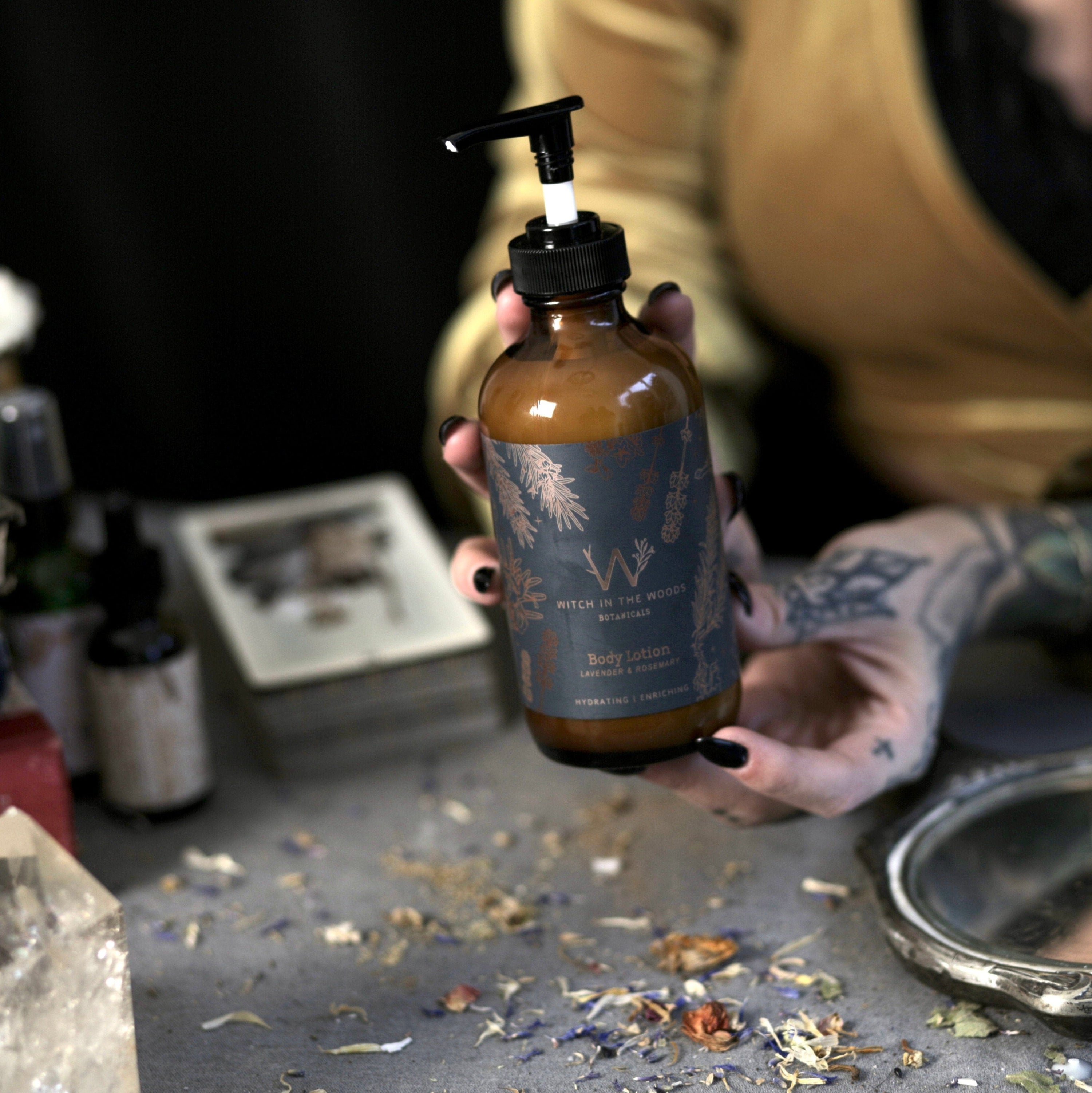 Witch in the Woods Botanicals Body Full Size (8 oz) Witch in the Woods - Body Lotion