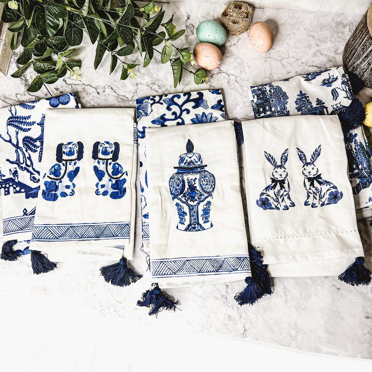 Gia Roma Dish Towel Chinoiserie Bunny