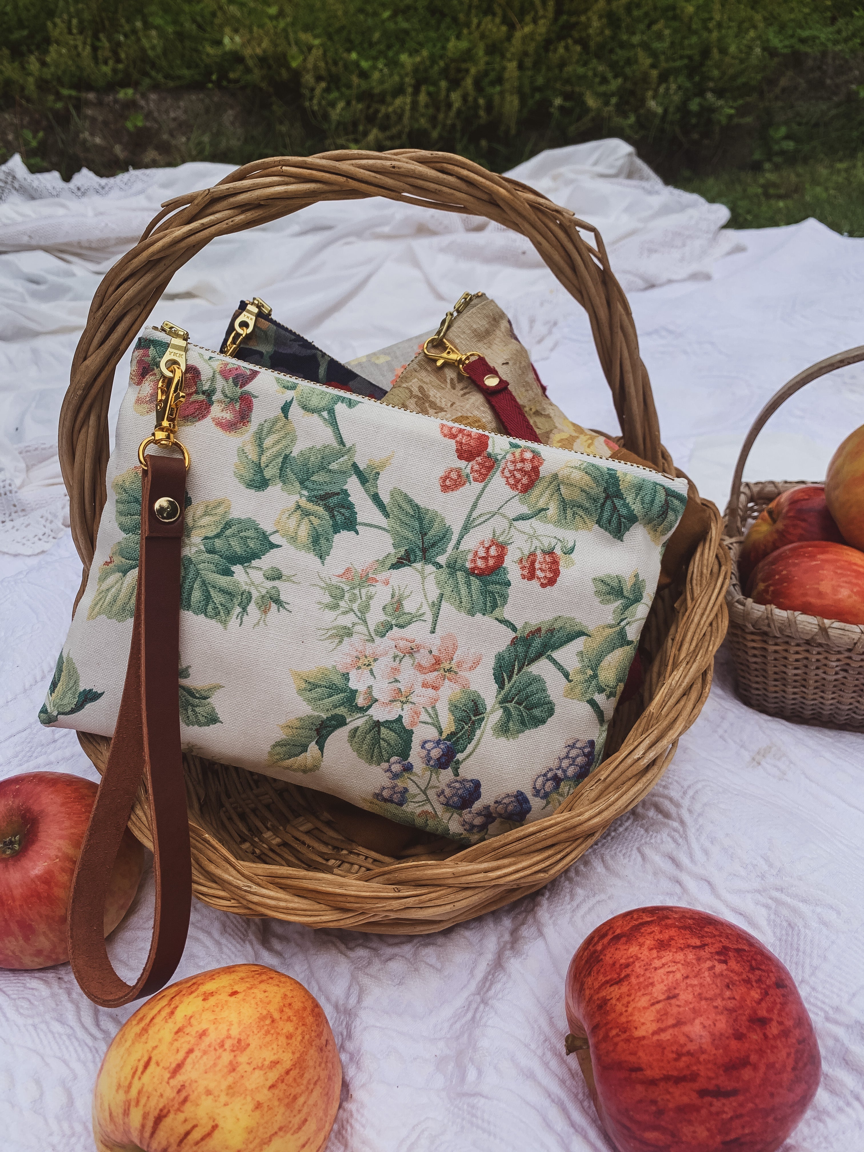 Berries and Cream Wristlet Purse - My American Goods