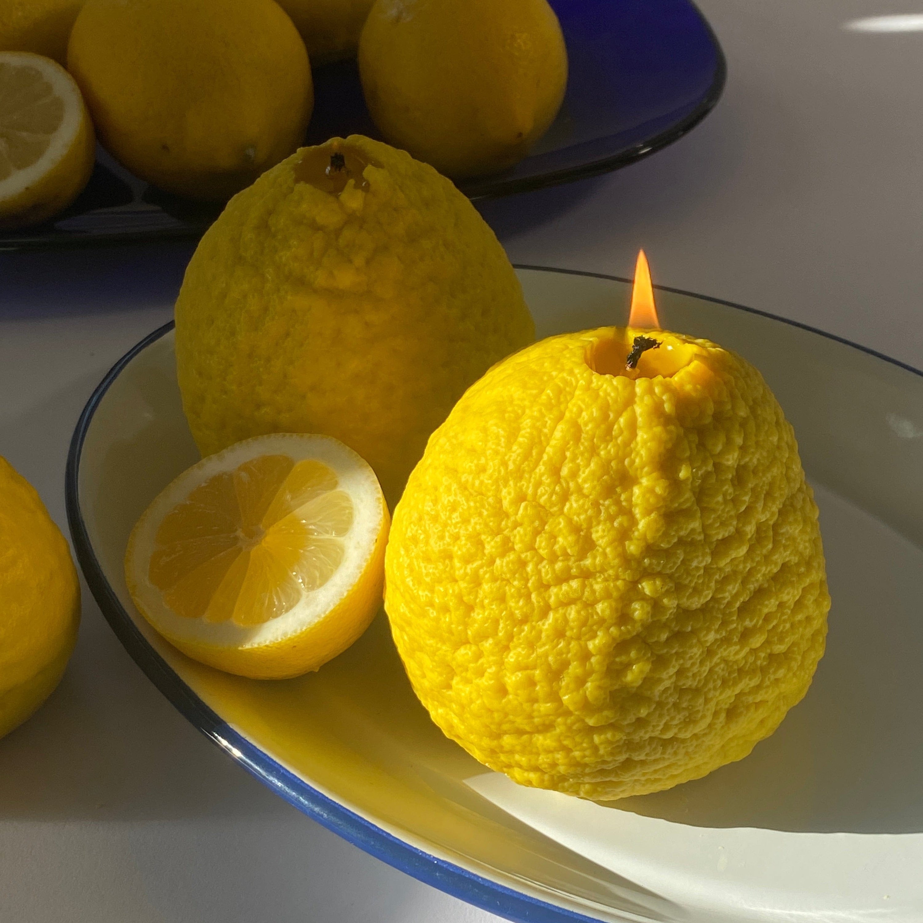 Scandles Farmers Markets Yellow / Citrus / Single Lemon Large Ponderosa Lemon Candle