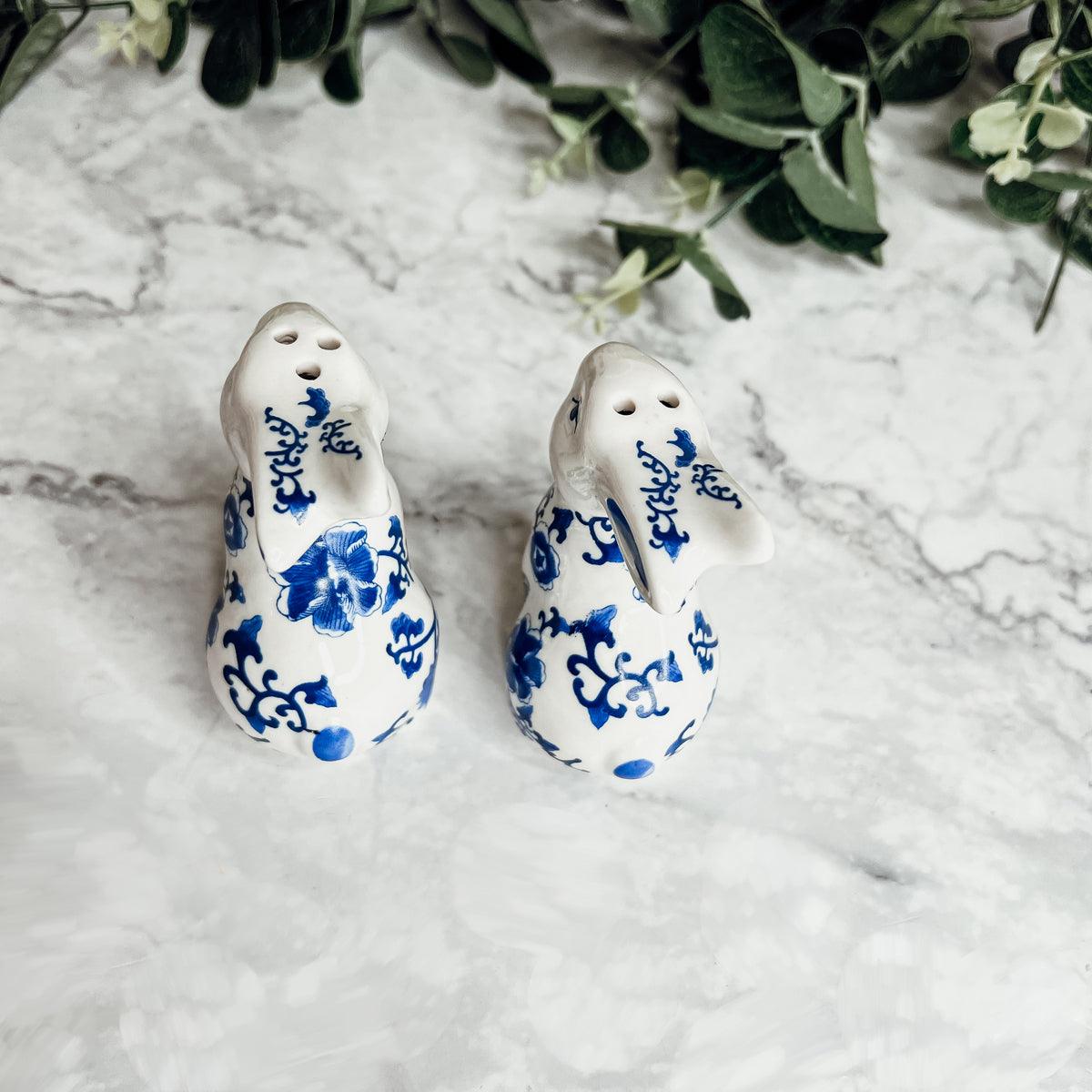 Gia Roma Kitchen Acessories Blue Bunny Shakers