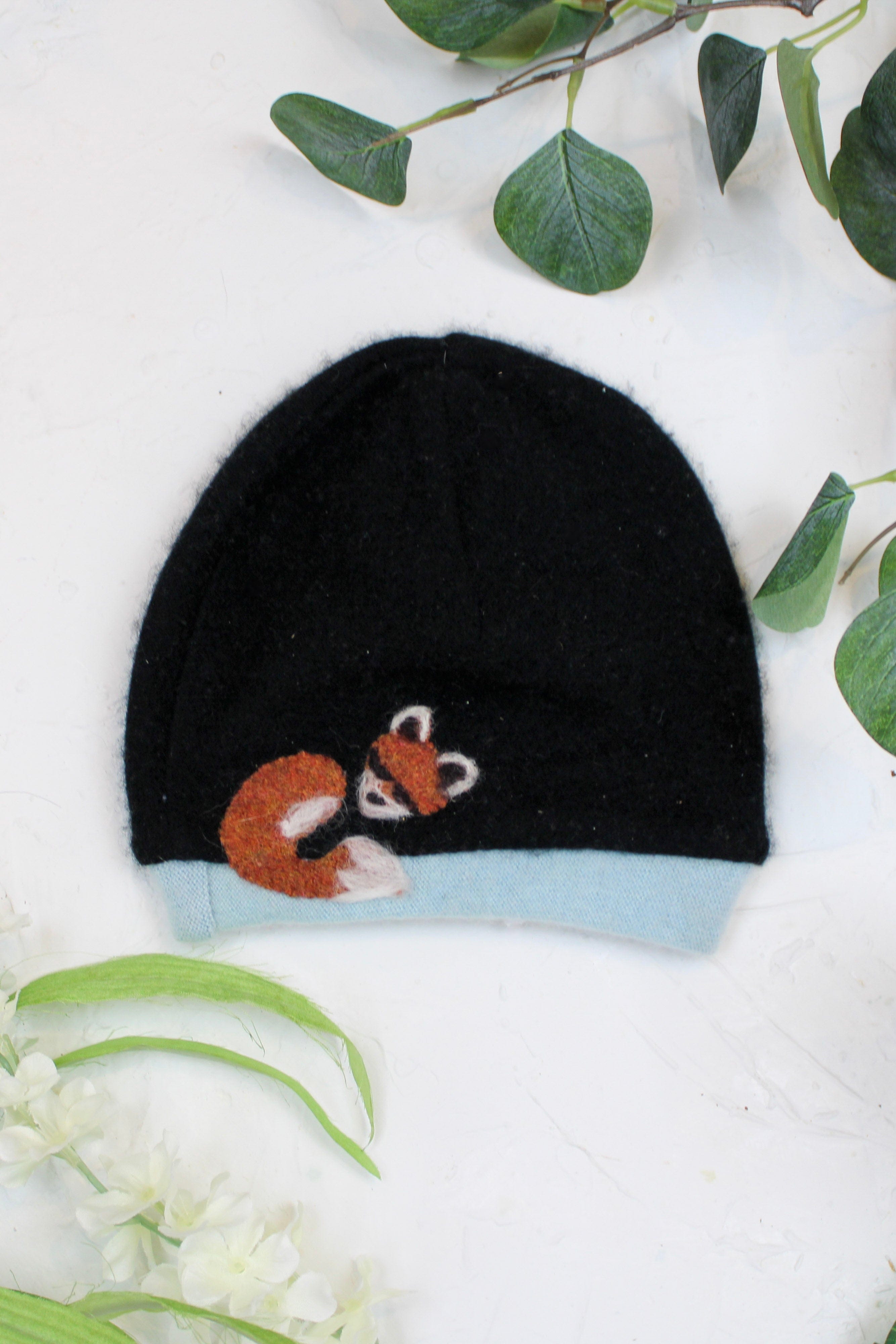 Ash & Rose hat Blue Sleeping Fox Cashmere Hat - Toddler