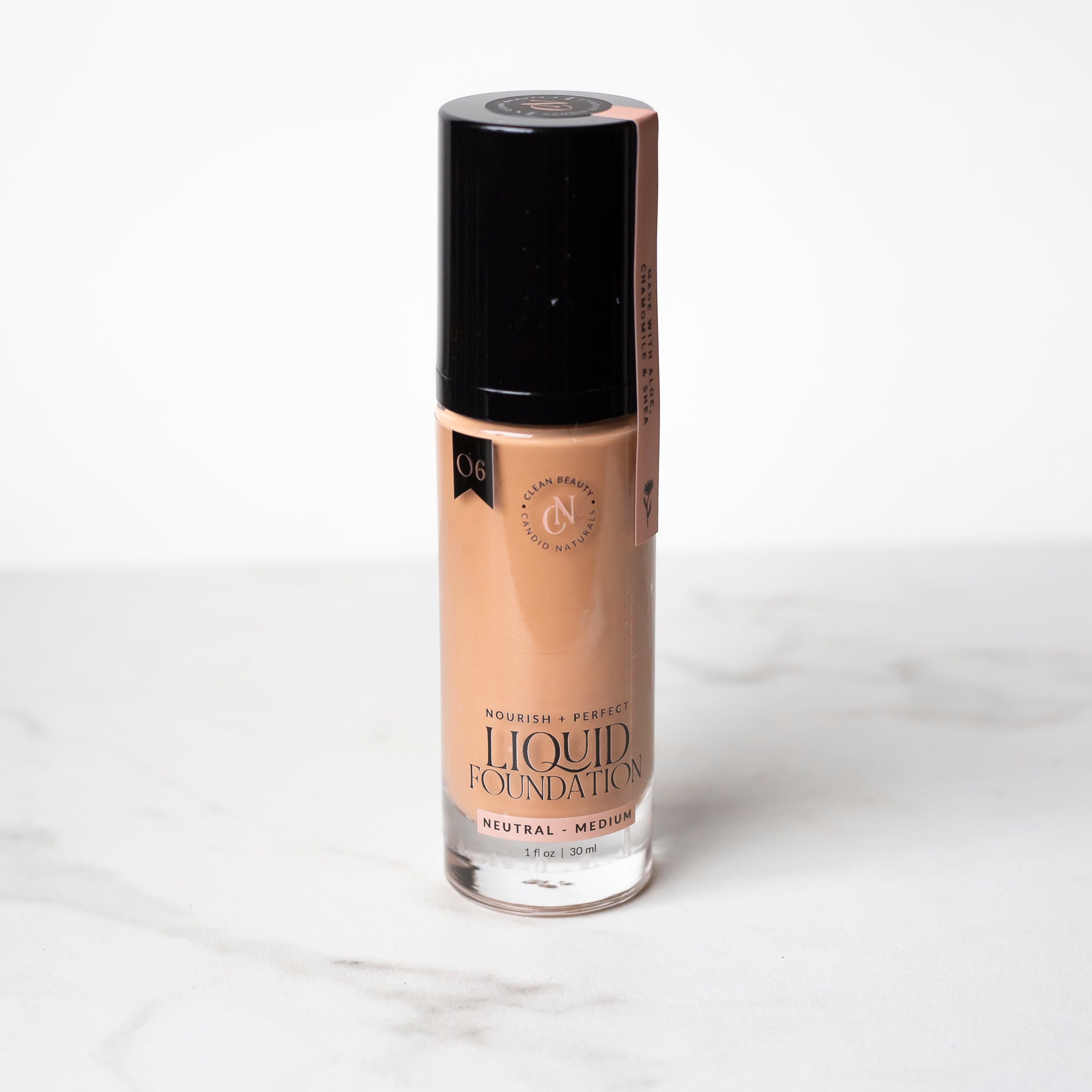 Candid Naturals Full Size (30ml) / 06 | Neutral - Medium Natural Liquid Foundation