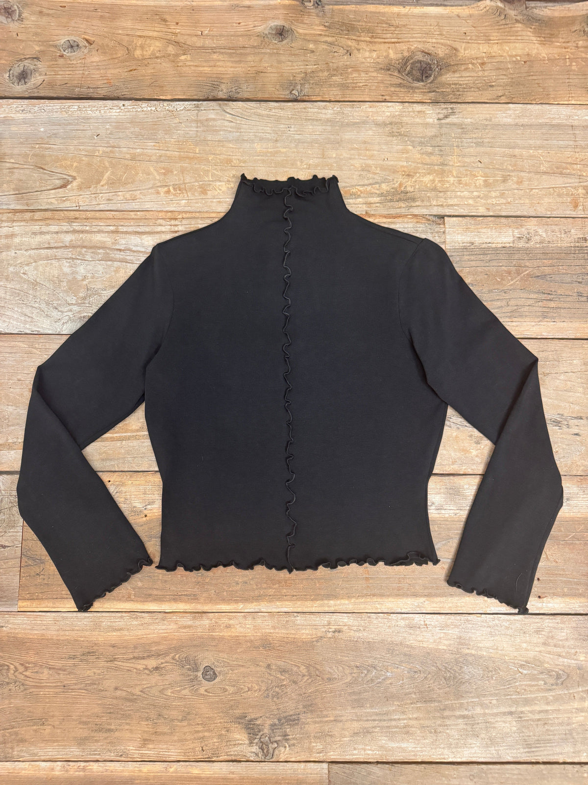 Field Day Top Wavy top in Black Cotton Knit