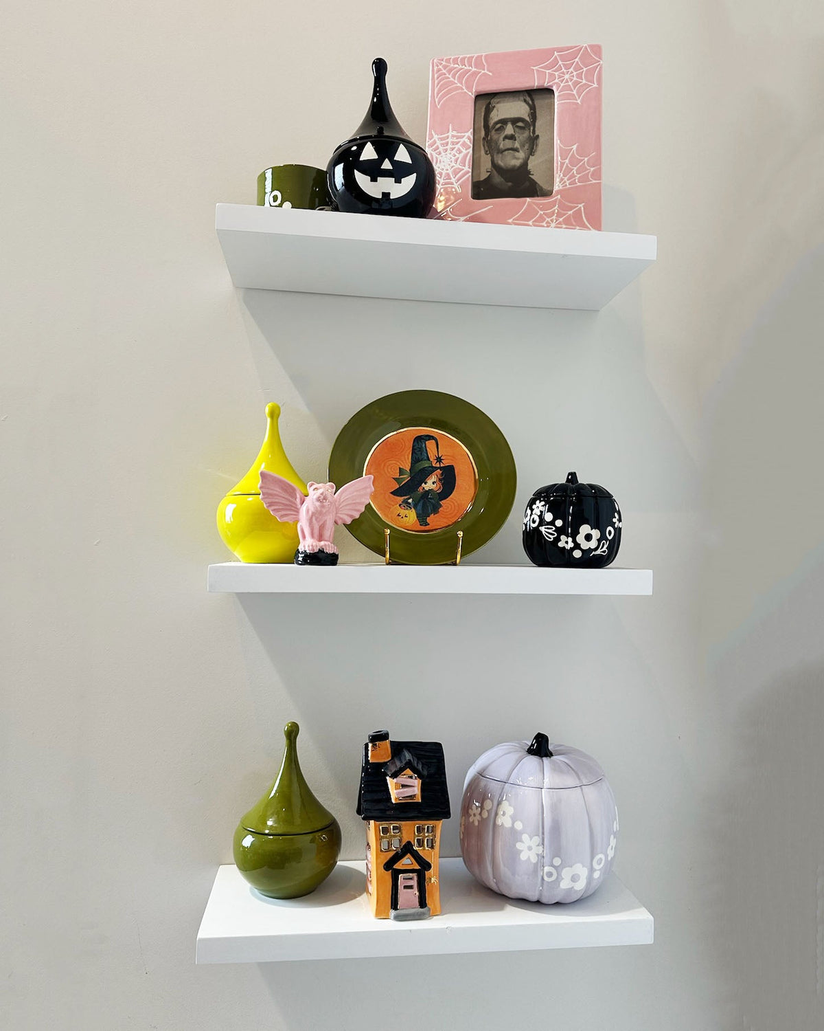 Crazy Daisy Pumpkin Jars in Light Lavender