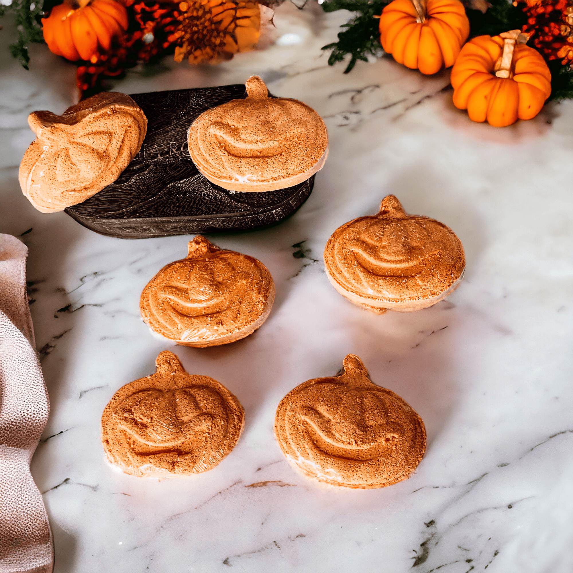 Gia Roma Fall Pumpkin Spice Bath Bomb 3.5oz