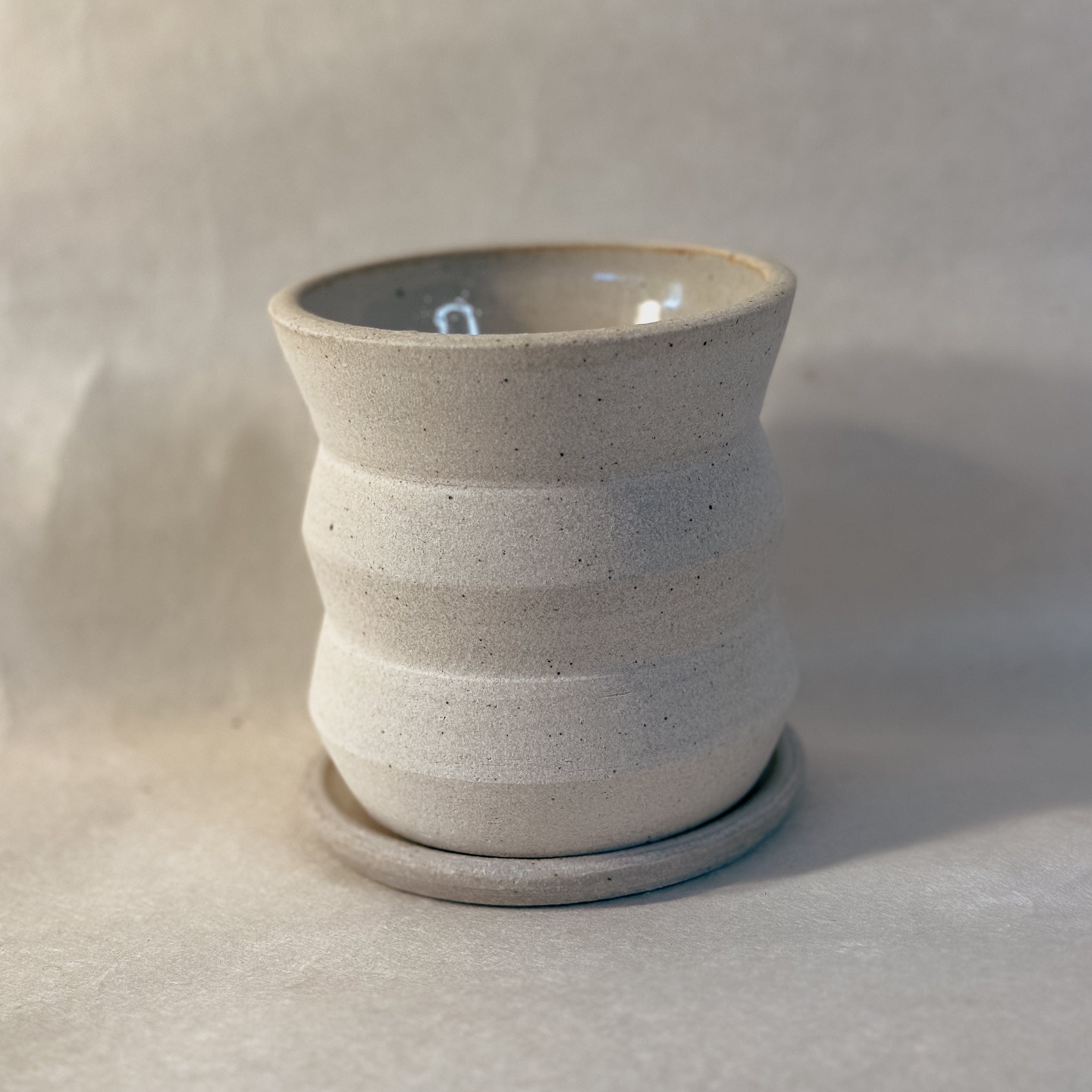 Olivia Snow Ceramics planter 4" Angled Creme Planter with Saucer and Drainage