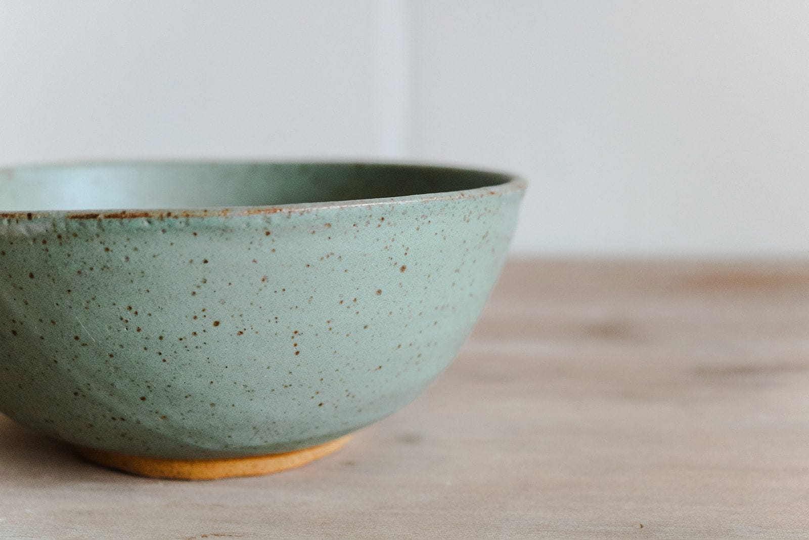 KJ Pottery Bowl Moss Green / Glazed Rim Cereal Bowl
