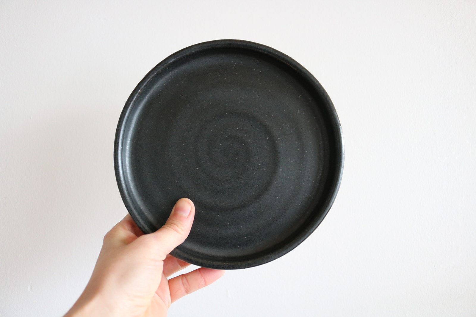 KJ Pottery Plate Matte Black / Tall Rim / Glazed Rim Small Plate