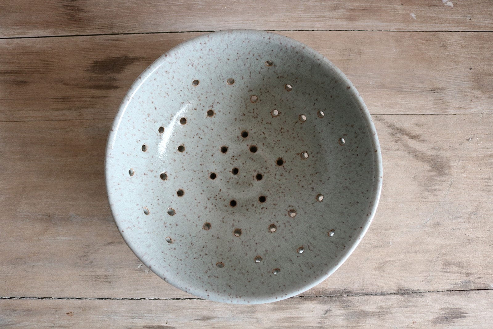KJ Pottery Bowl Speckled Grey / Glazed Rim Berry Bowl