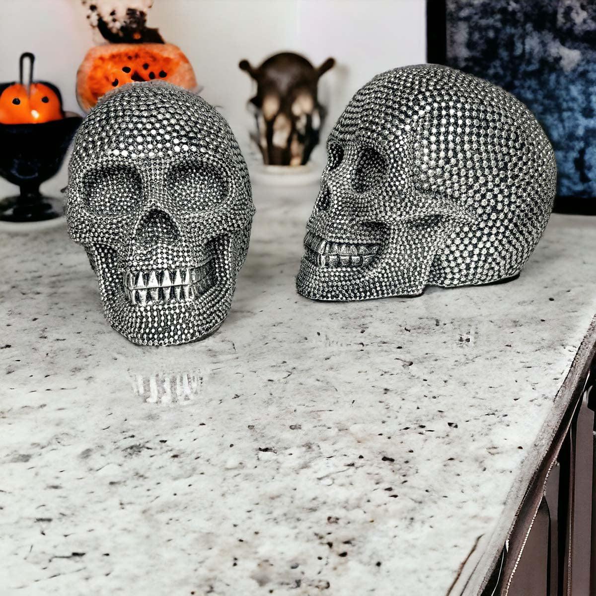 Resin Skull Silver - My American Goods