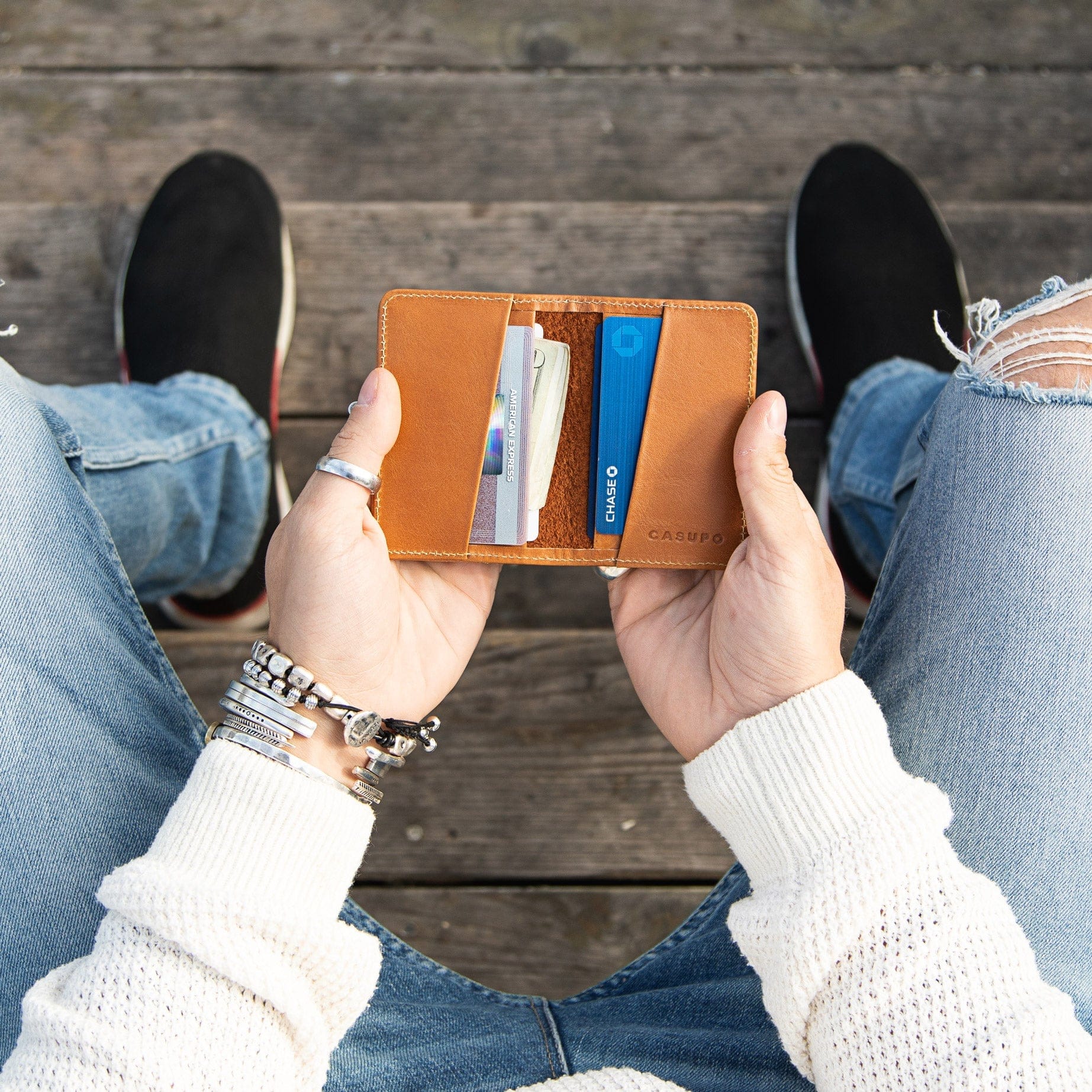 CASUPO Small Bifold Compact Bifold with RFID protection - Natural