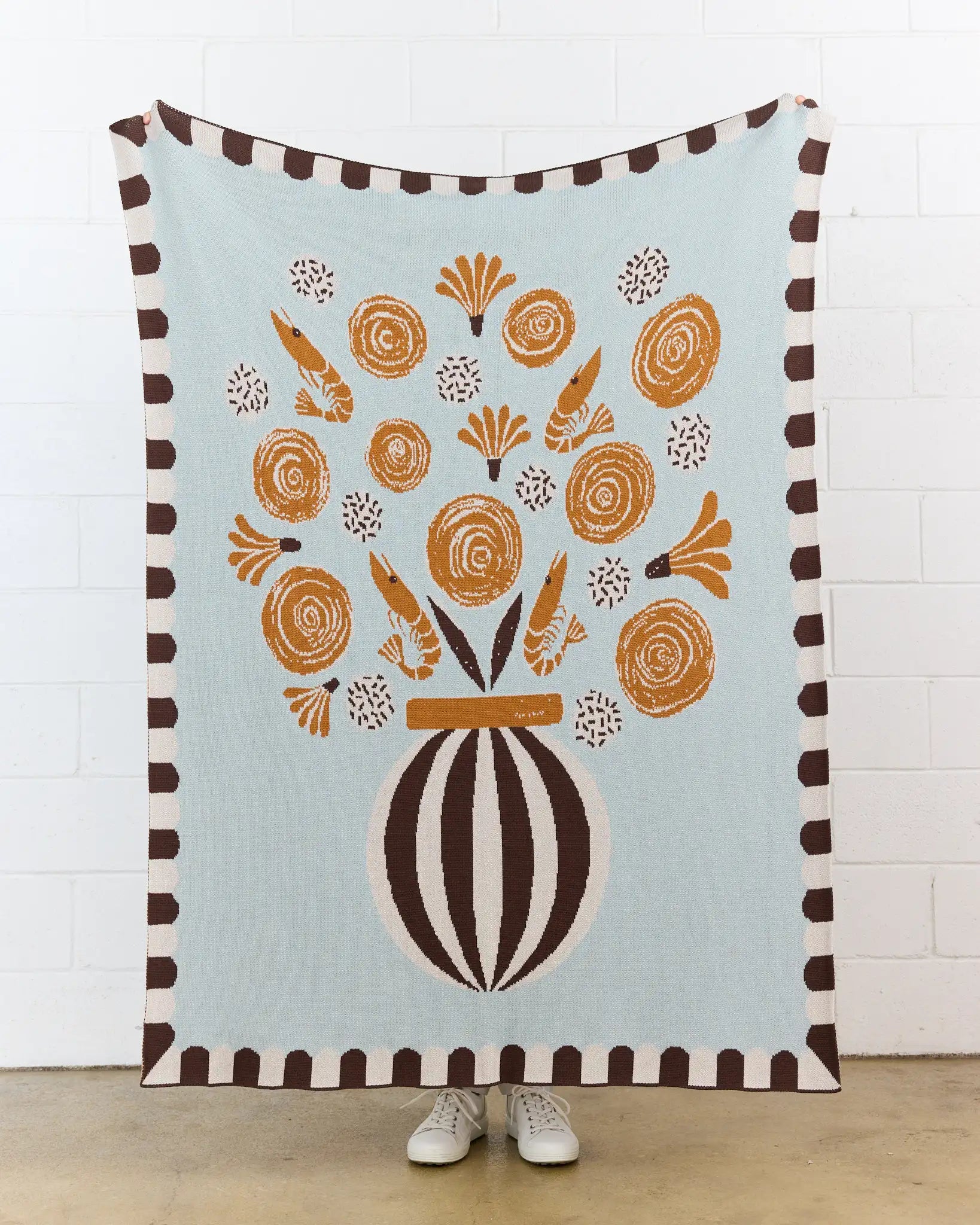 Biquette Throw Blanket Le Bouquet