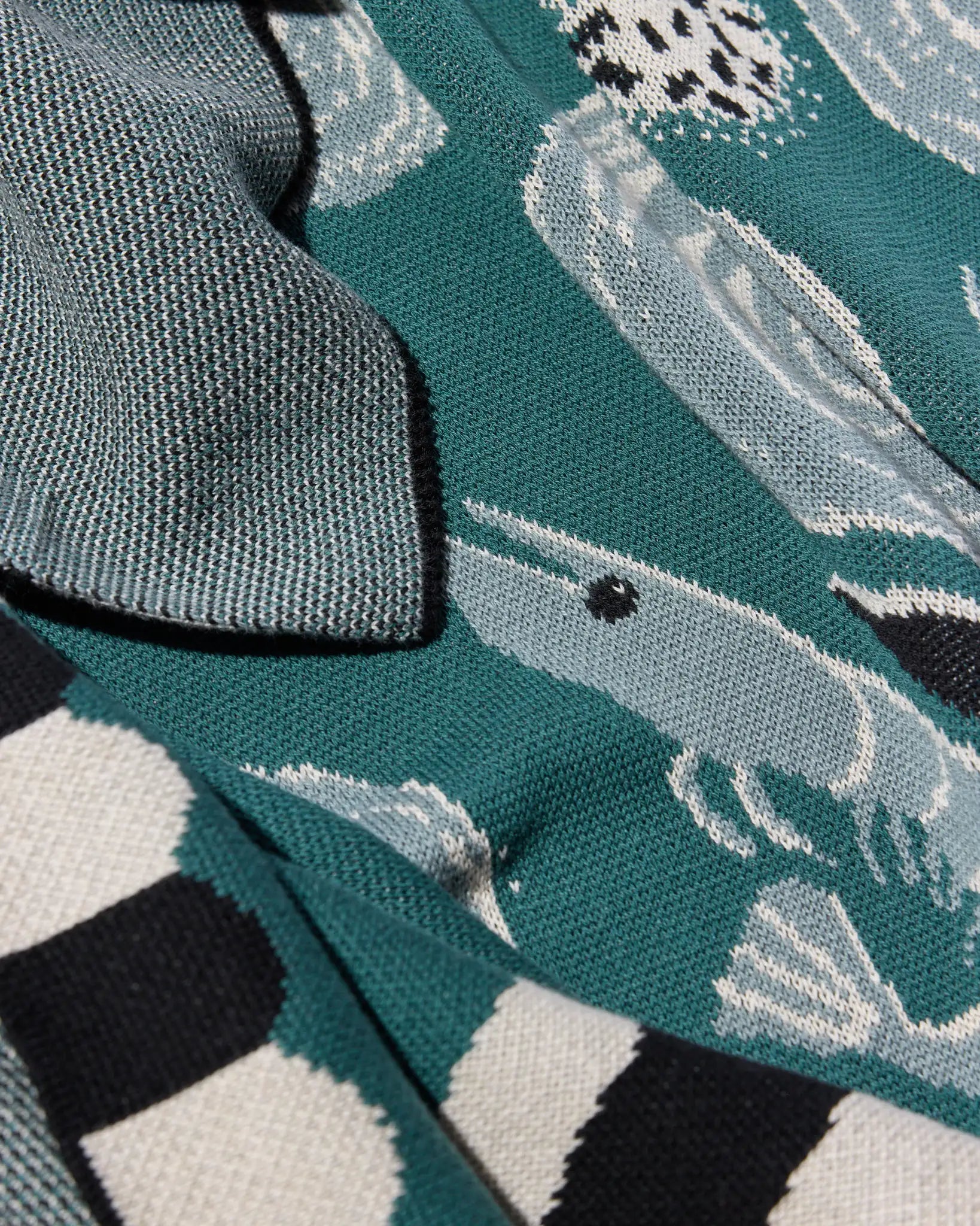 Biquette Throw Blanket Le Bouquet