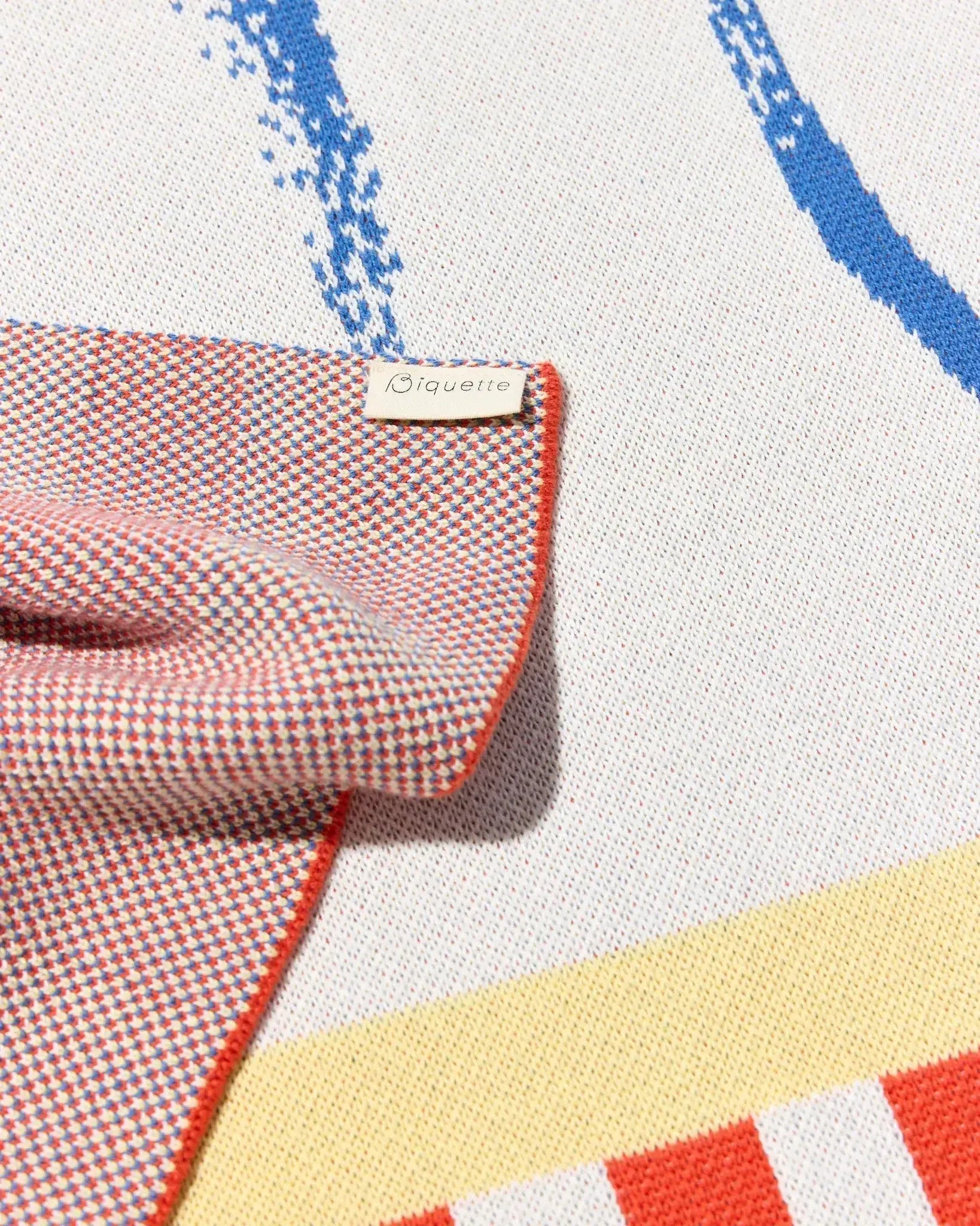 Lovebirds - Throw Blanket