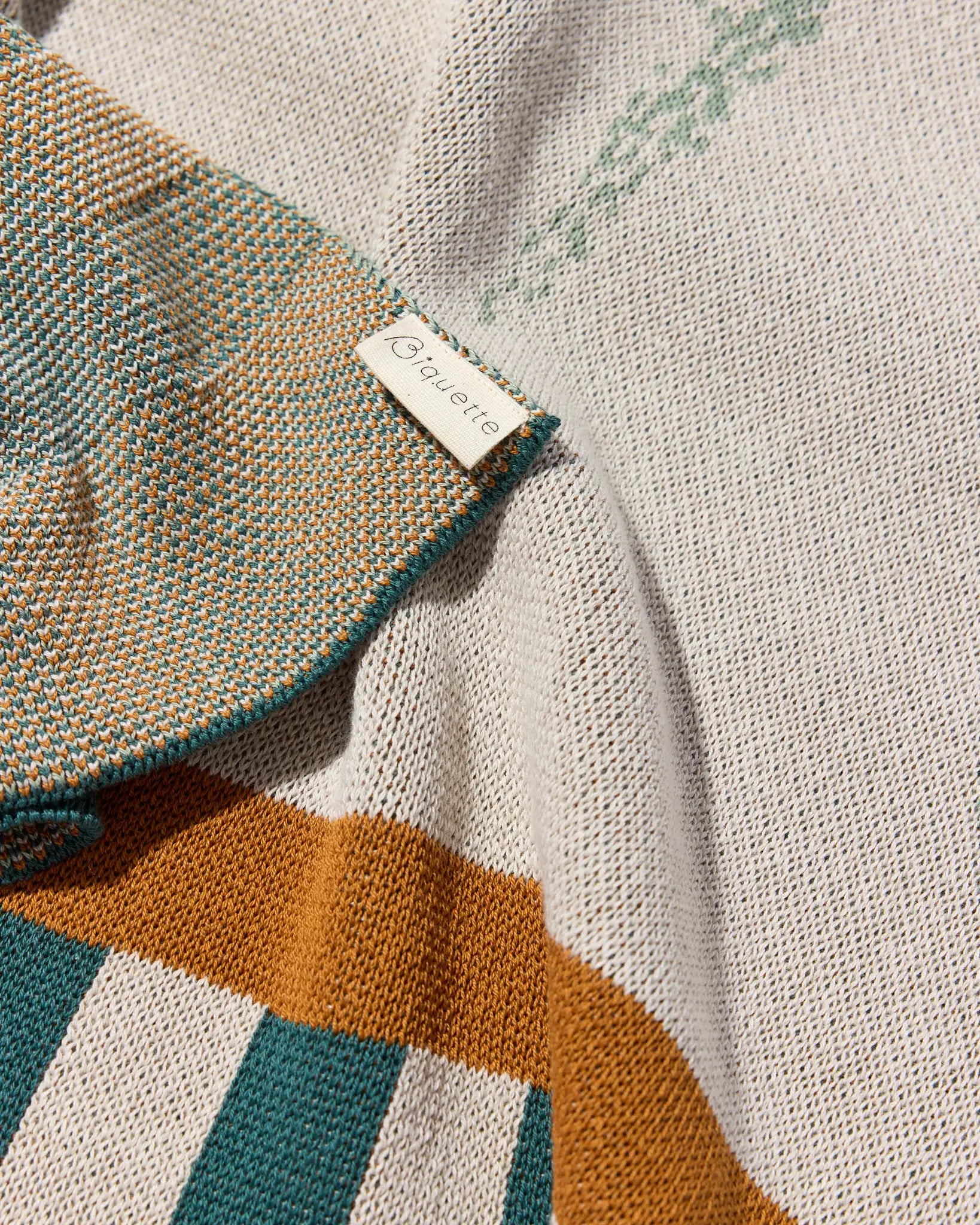 Lovebirds - Throw Blanket