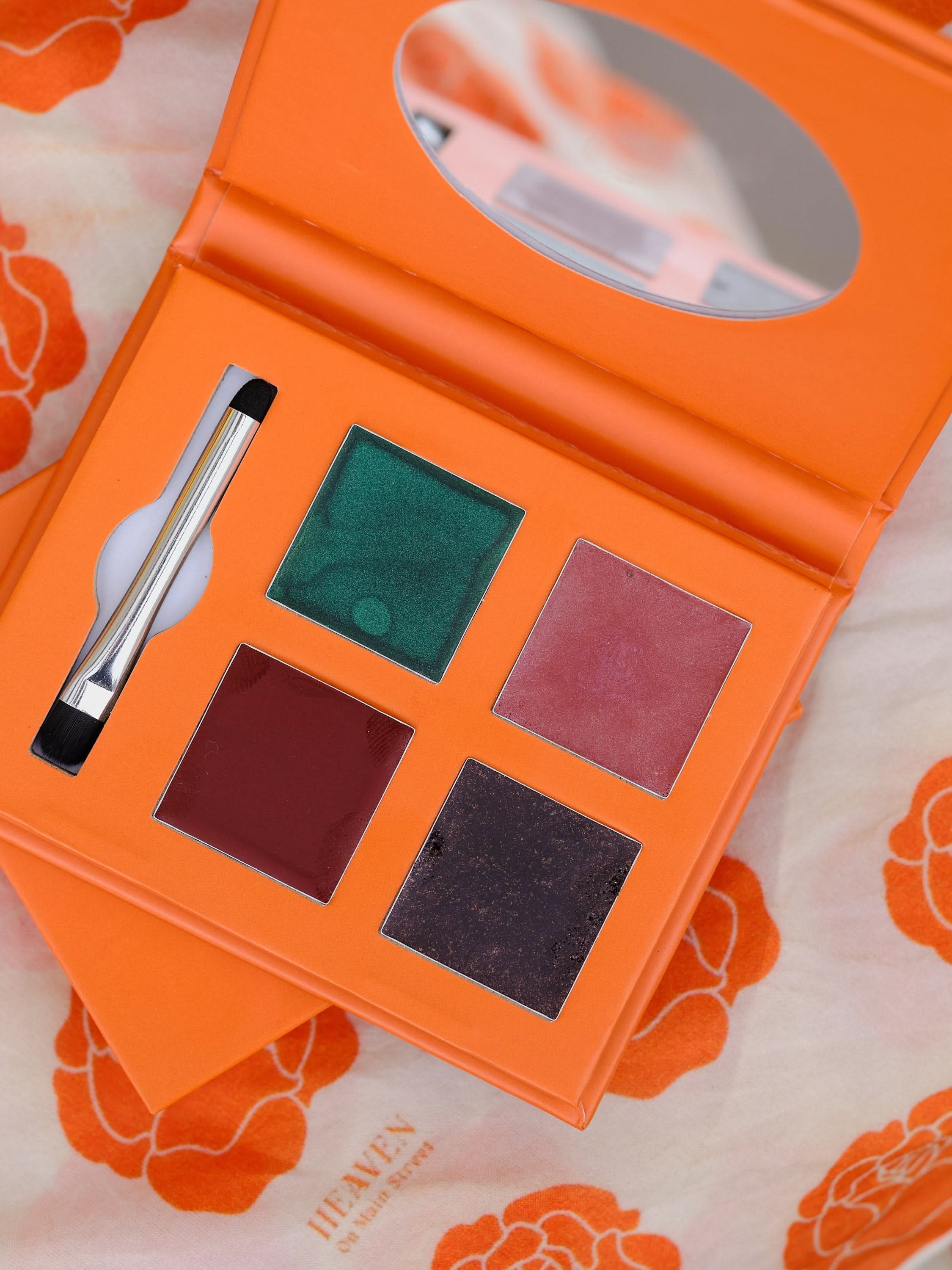 Heaven On Main Street MAKEUP SIGNATURE Eyeshadow Palette