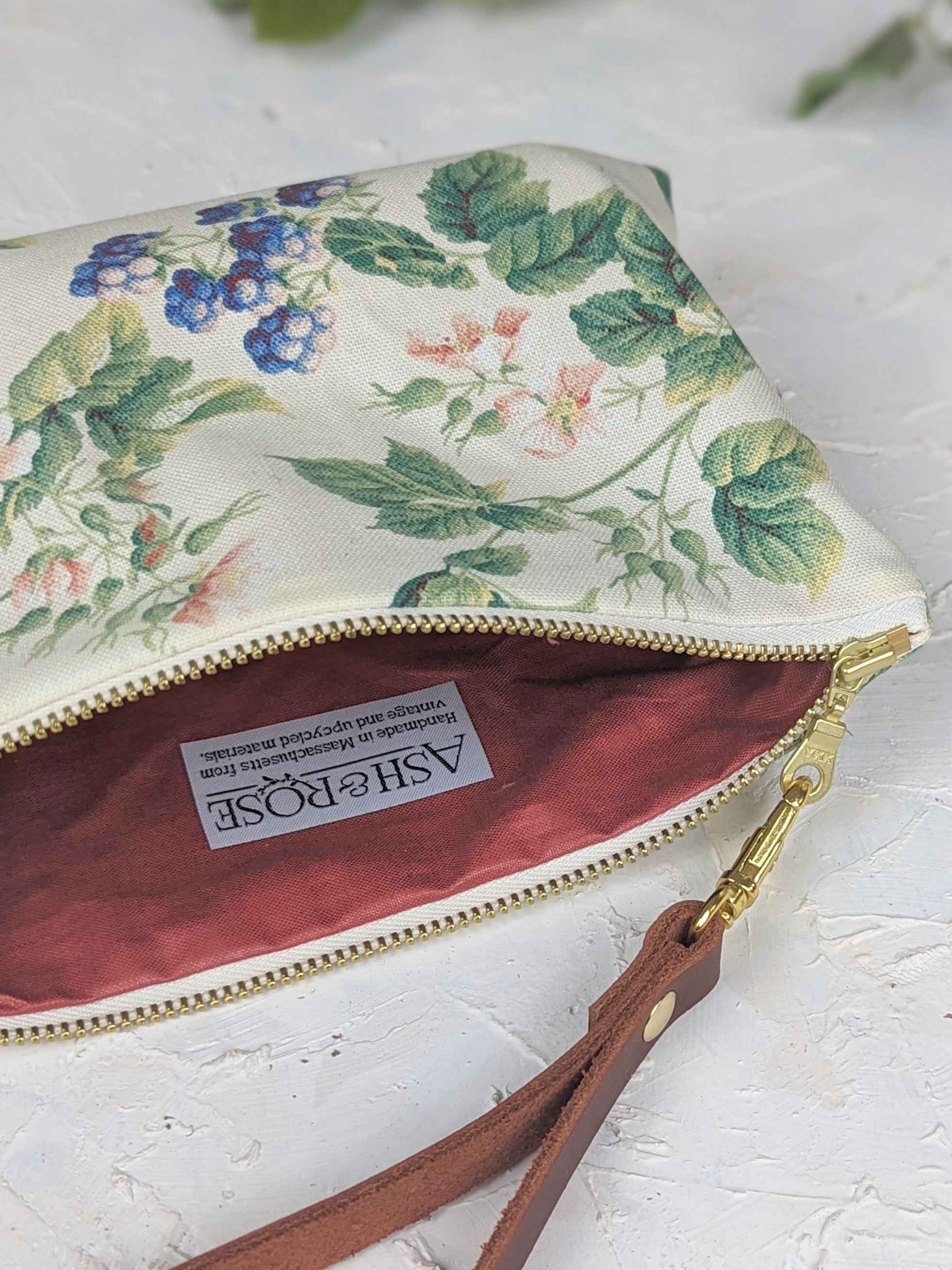 Berries and Cream Wristlet Purse - My American Goods