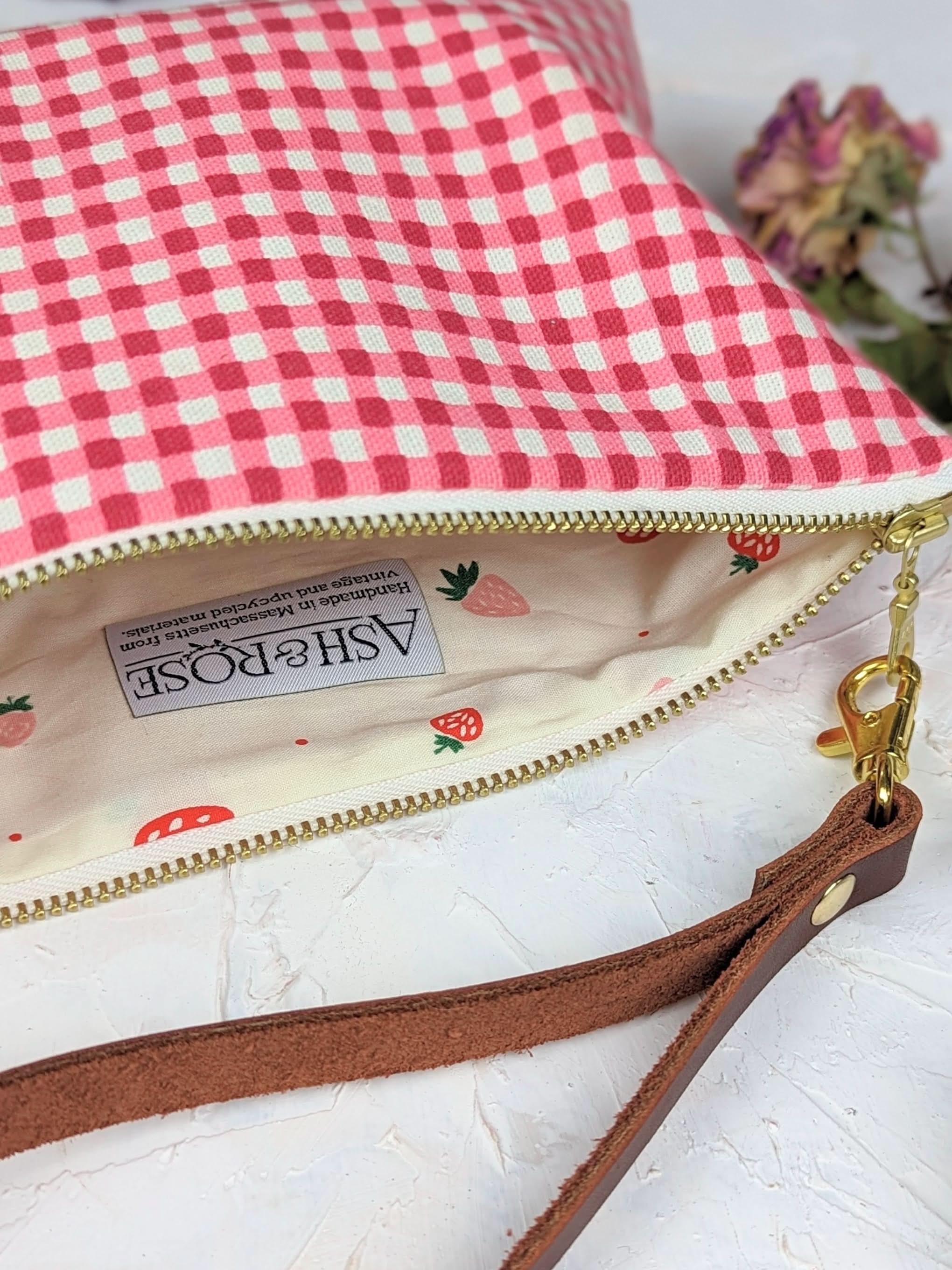 Ash & Rose Summer Picnic Wristlet Purse