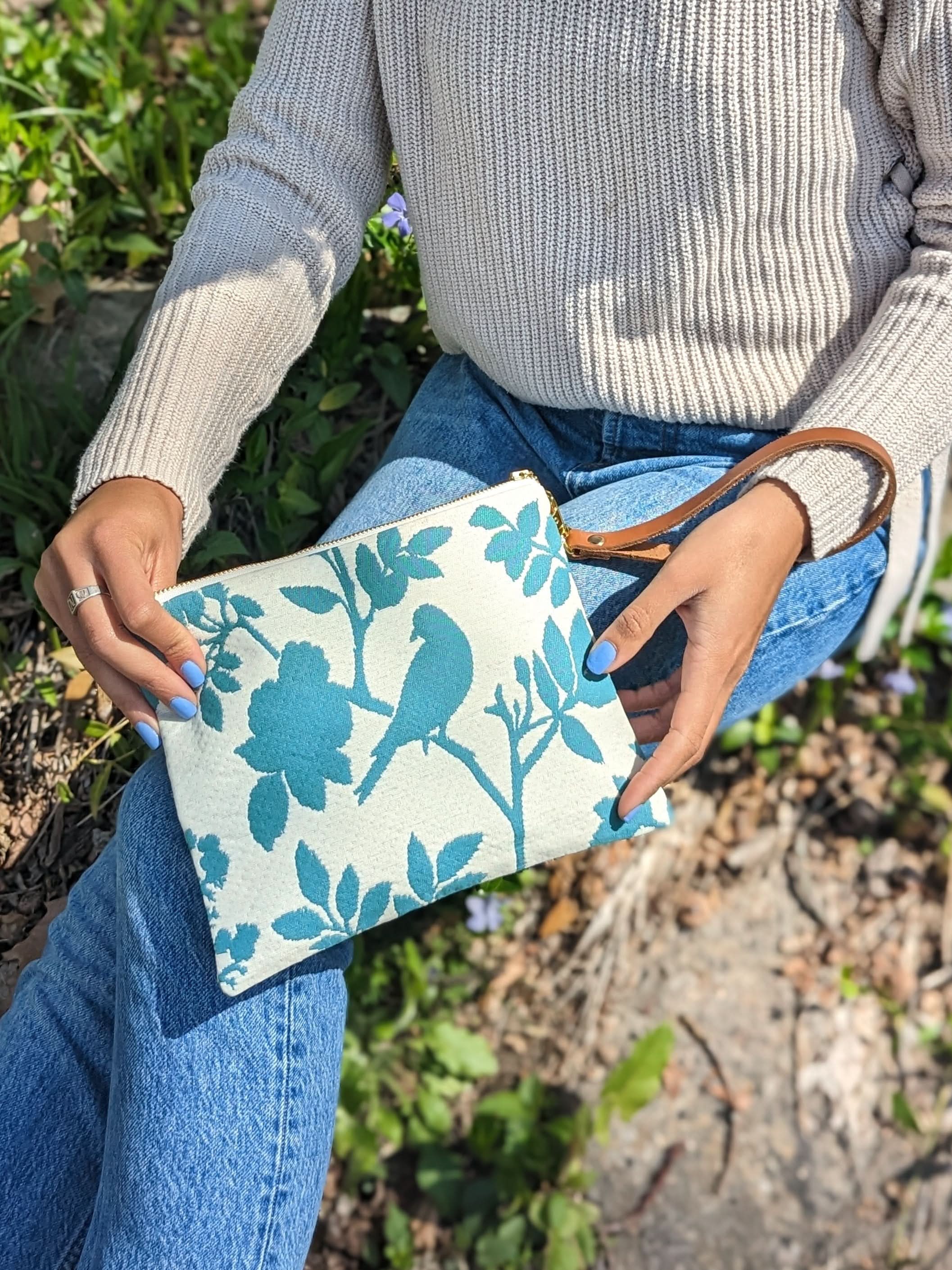 Ash & Rose Bird Silhouette Wristlet Purse