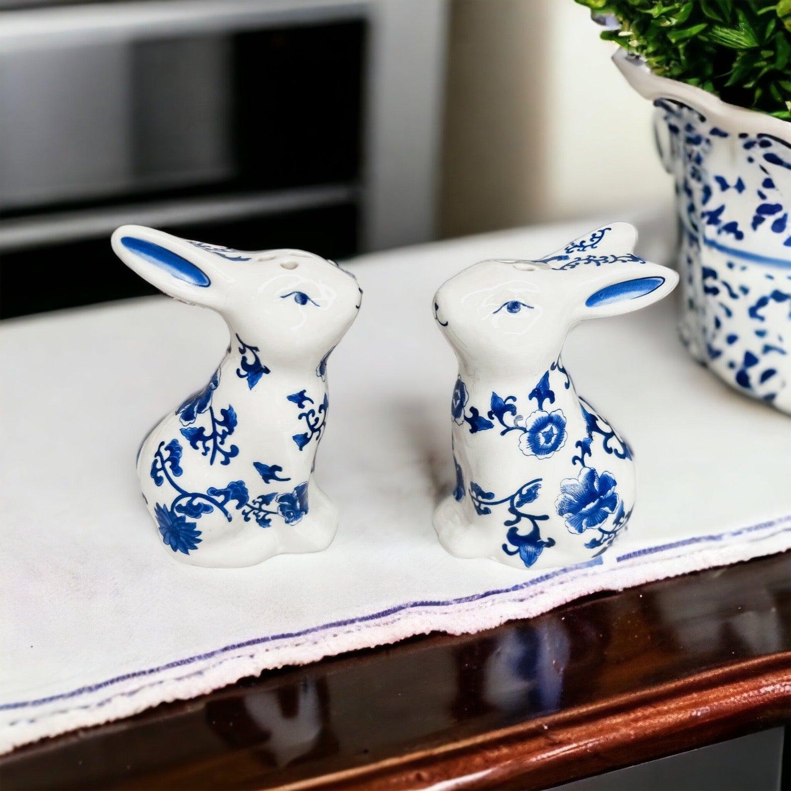 Gia Roma Kitchen Acessories Blue Bunny Shakers