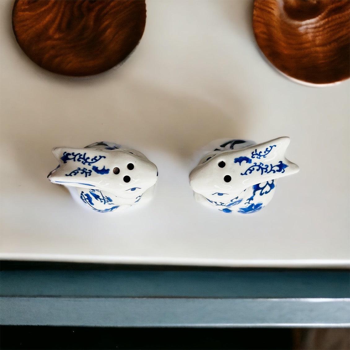 Gia Roma Kitchen Acessories Blue Bunny Shakers