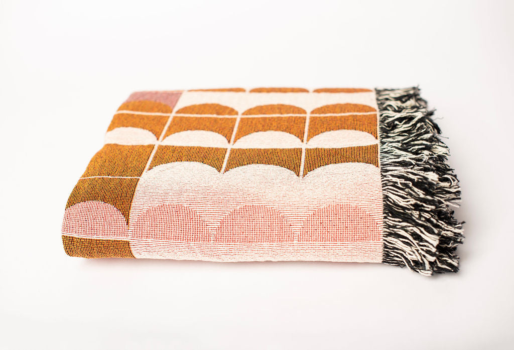 Quinn Blush Pink Scallop Cotton Throw Blanket