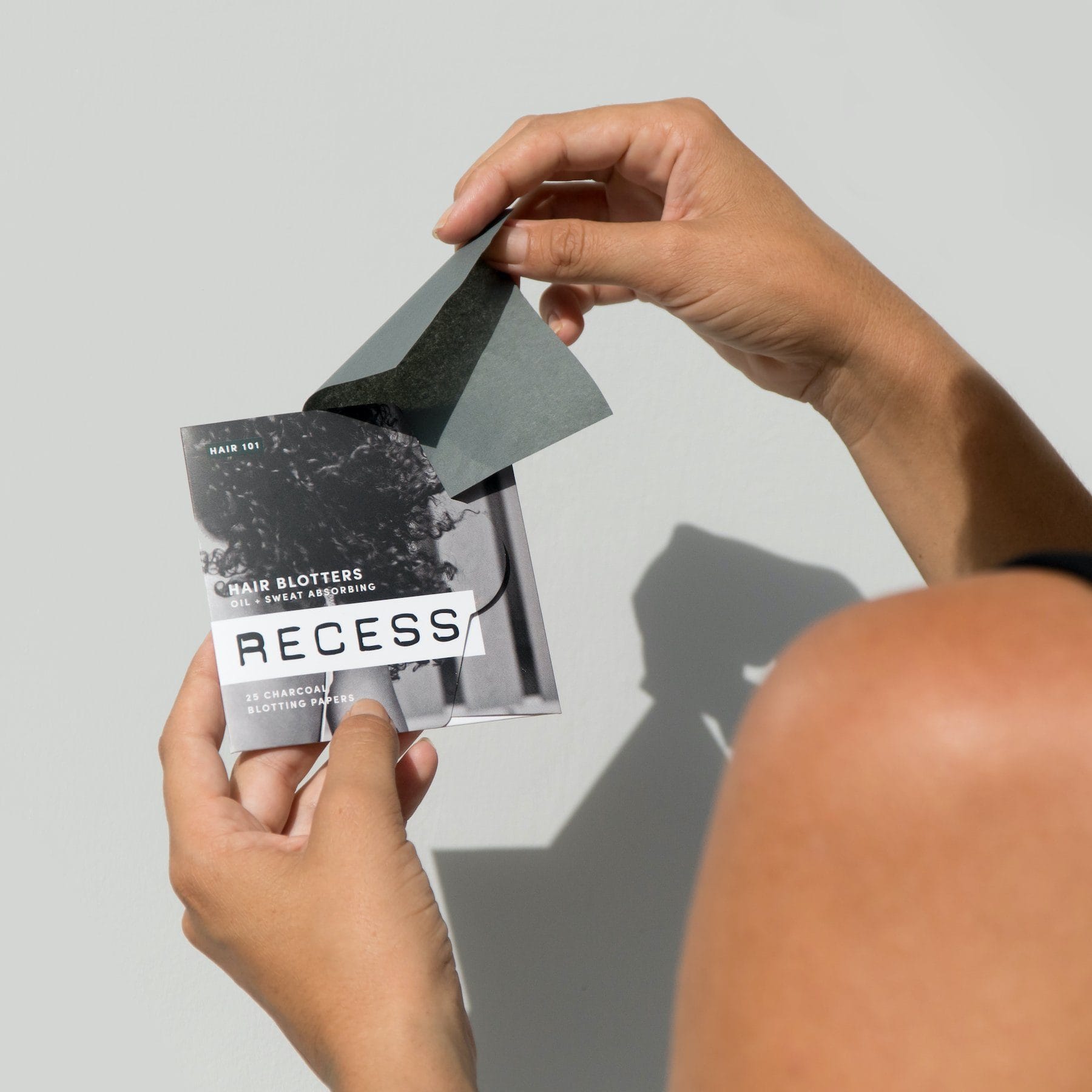 RECESS body wipe HAIR 101: Charcoal + Hemp Hair Blotters (25 blotter papers)