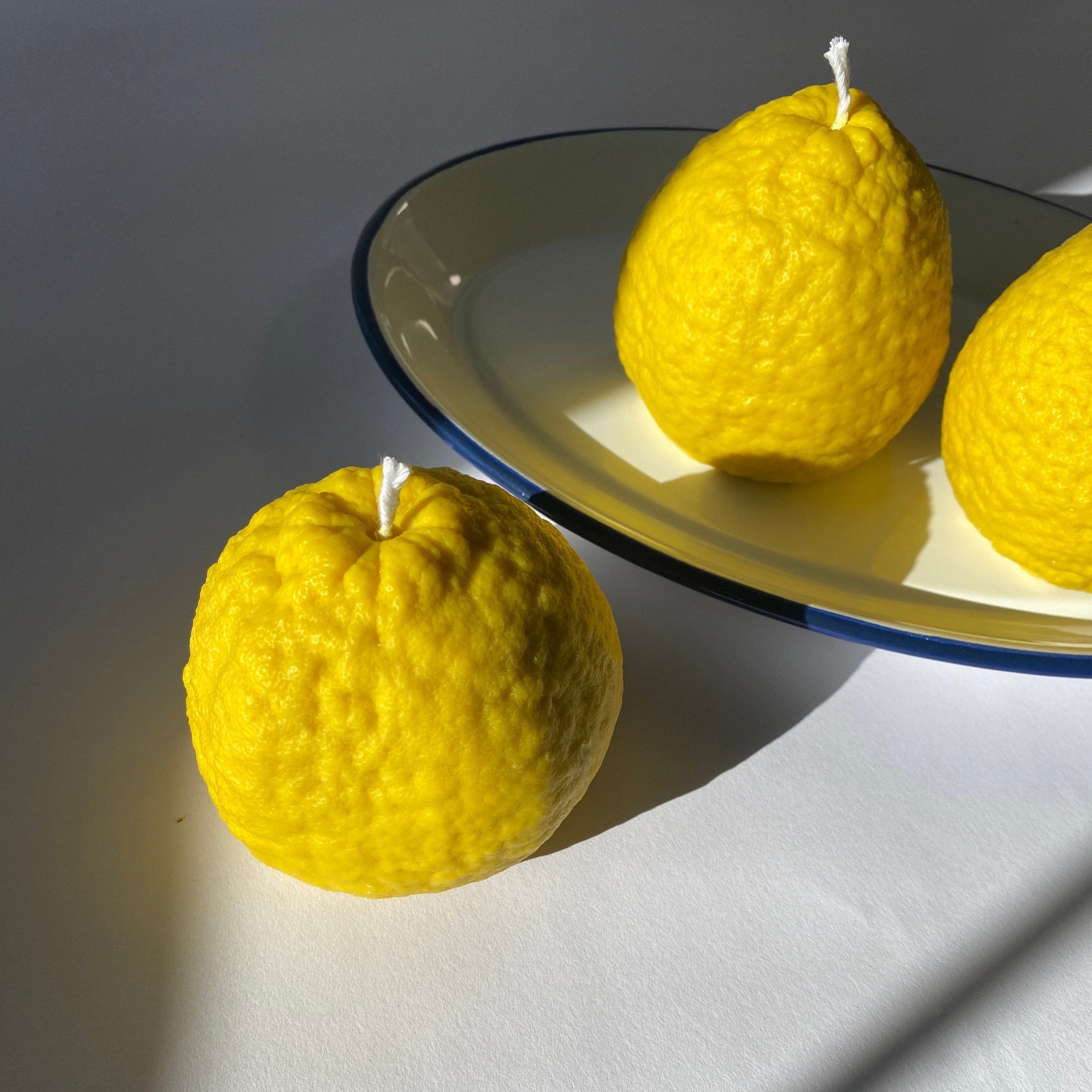 Scandles Farmers Markets Yellow / Citrus / Single Lemon Large Ponderosa Lemon Candle