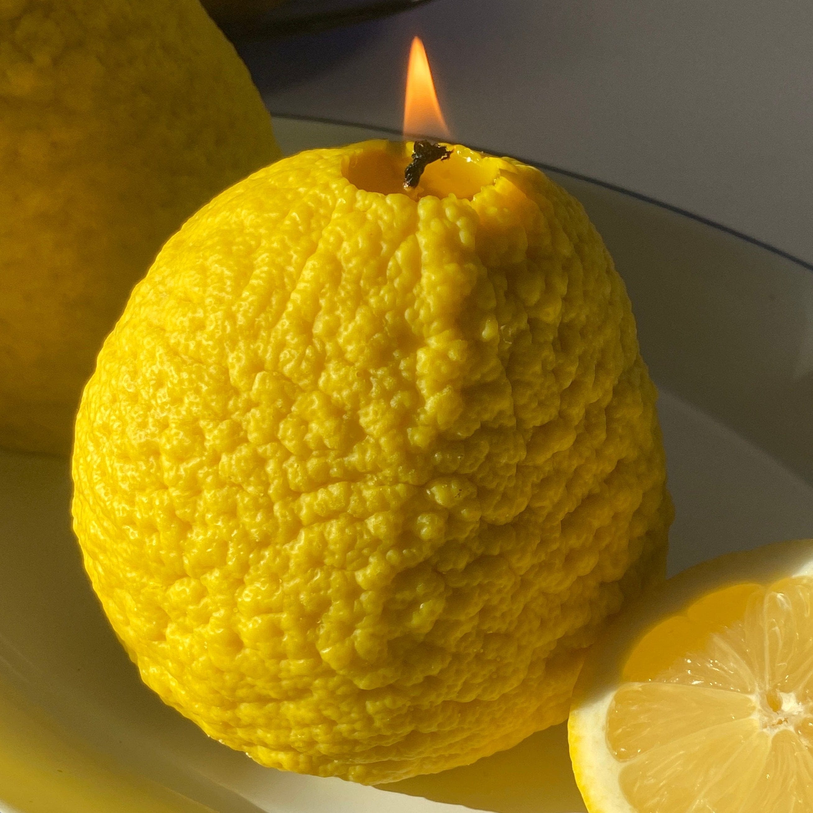 Scandles Farmers Markets Yellow / Citrus / Single Lemon Large Ponderosa Lemon Candle