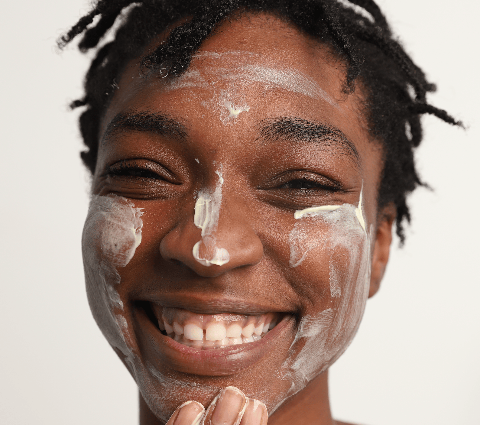 Anytime Créme texture shot on face