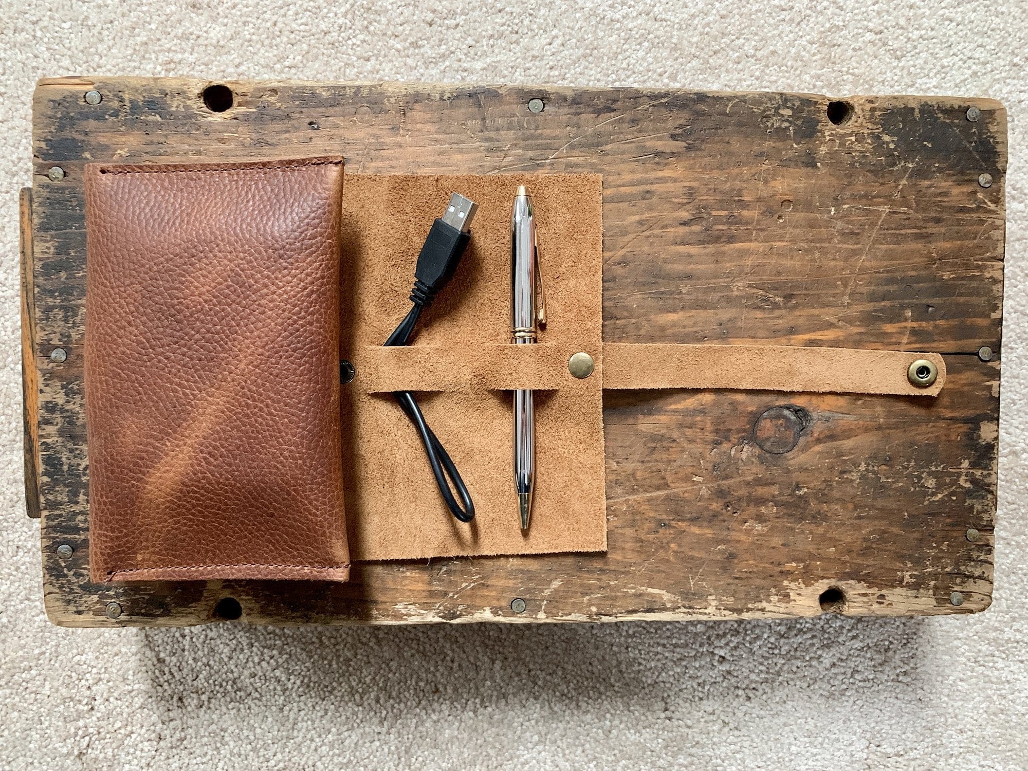 Rogue Industries Cord Roll Up Leather Tech Organizer
