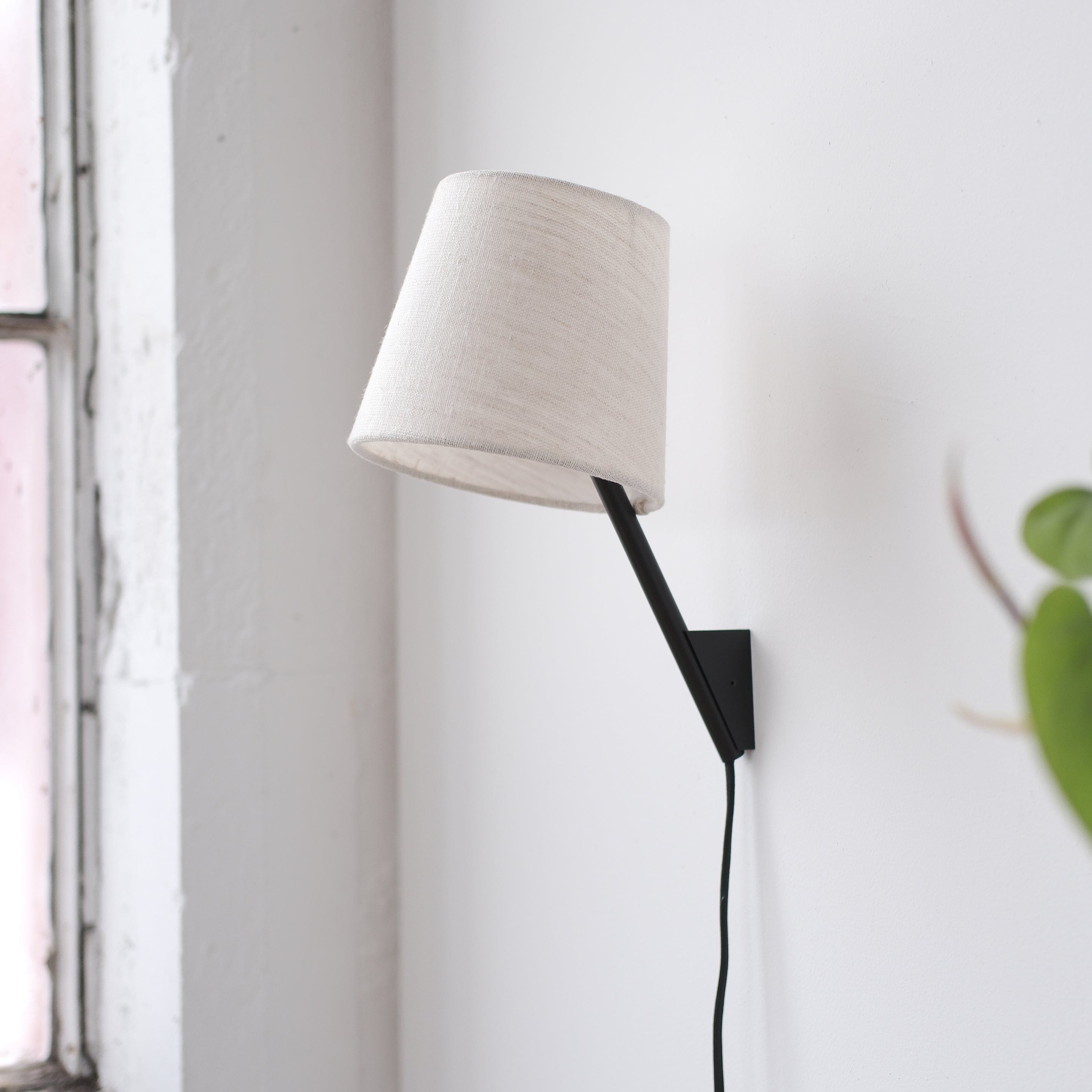 Misewell Lamps Tokyo Sconce