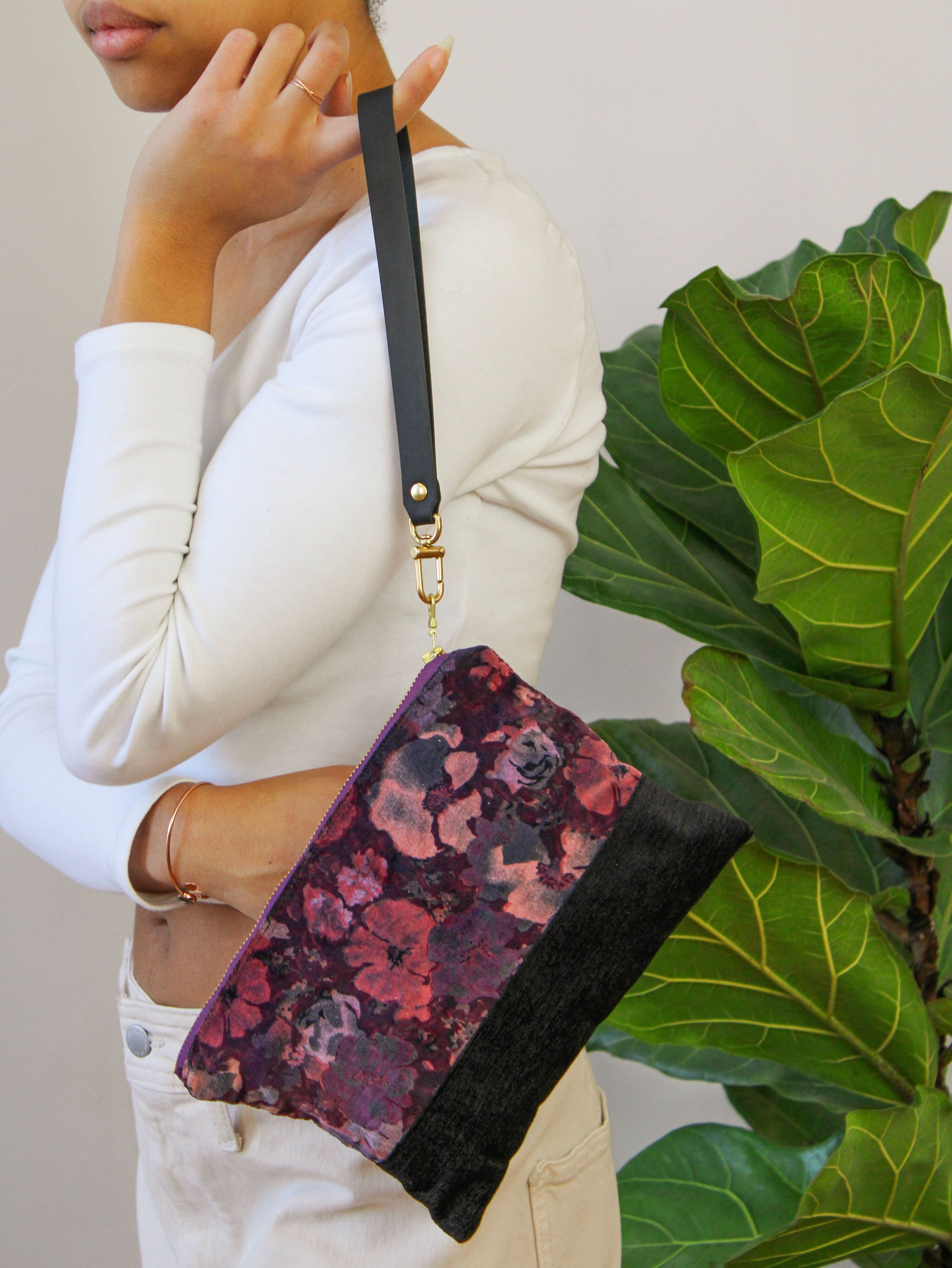 Ash & Rose The Verbena Velvet Wristlet