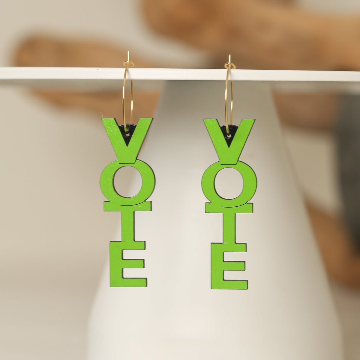 brat Vote Hoops