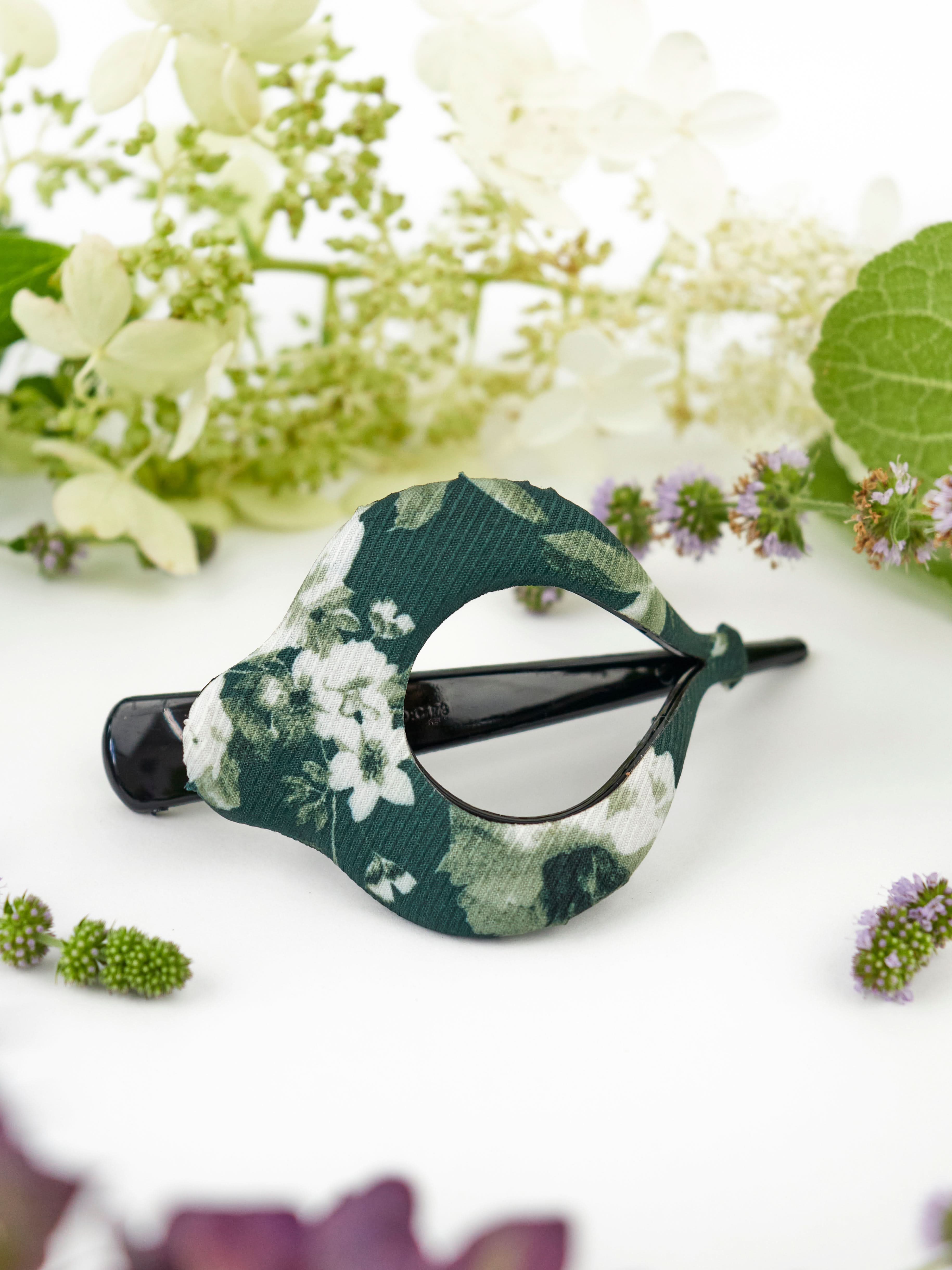 Winter Rose Arc Hair Clip - My American Goods