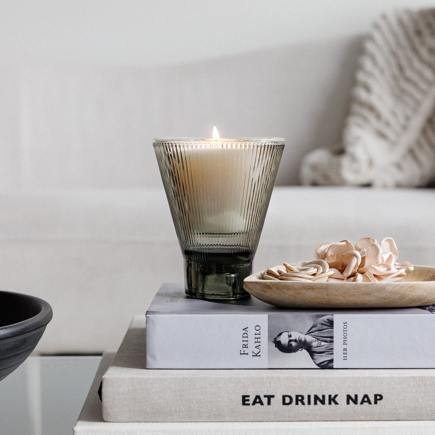 OZAIZ Charcoal / Oud & Bergamot ZAI Candle - Oud & Bergamot Bundle