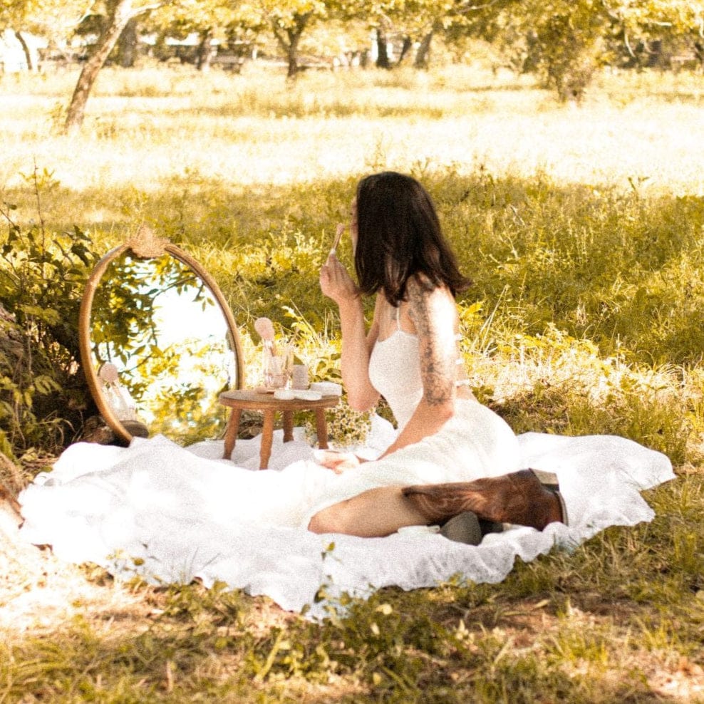 Earthen Mineral Bronzer - My American Goods