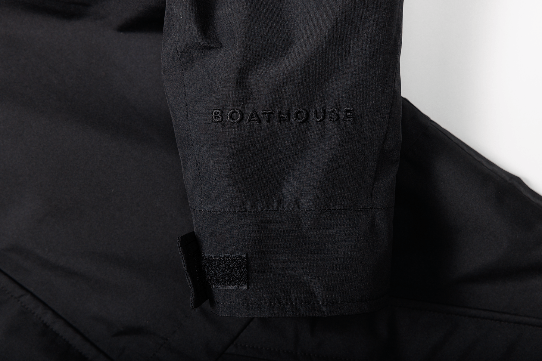 Boathouse Blitz GORE-TEX® Branded Waterproof Jacket - My American Goods