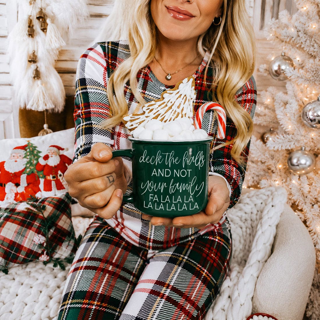 Gia Roma Coffee Mug, Deck The Halls Mug