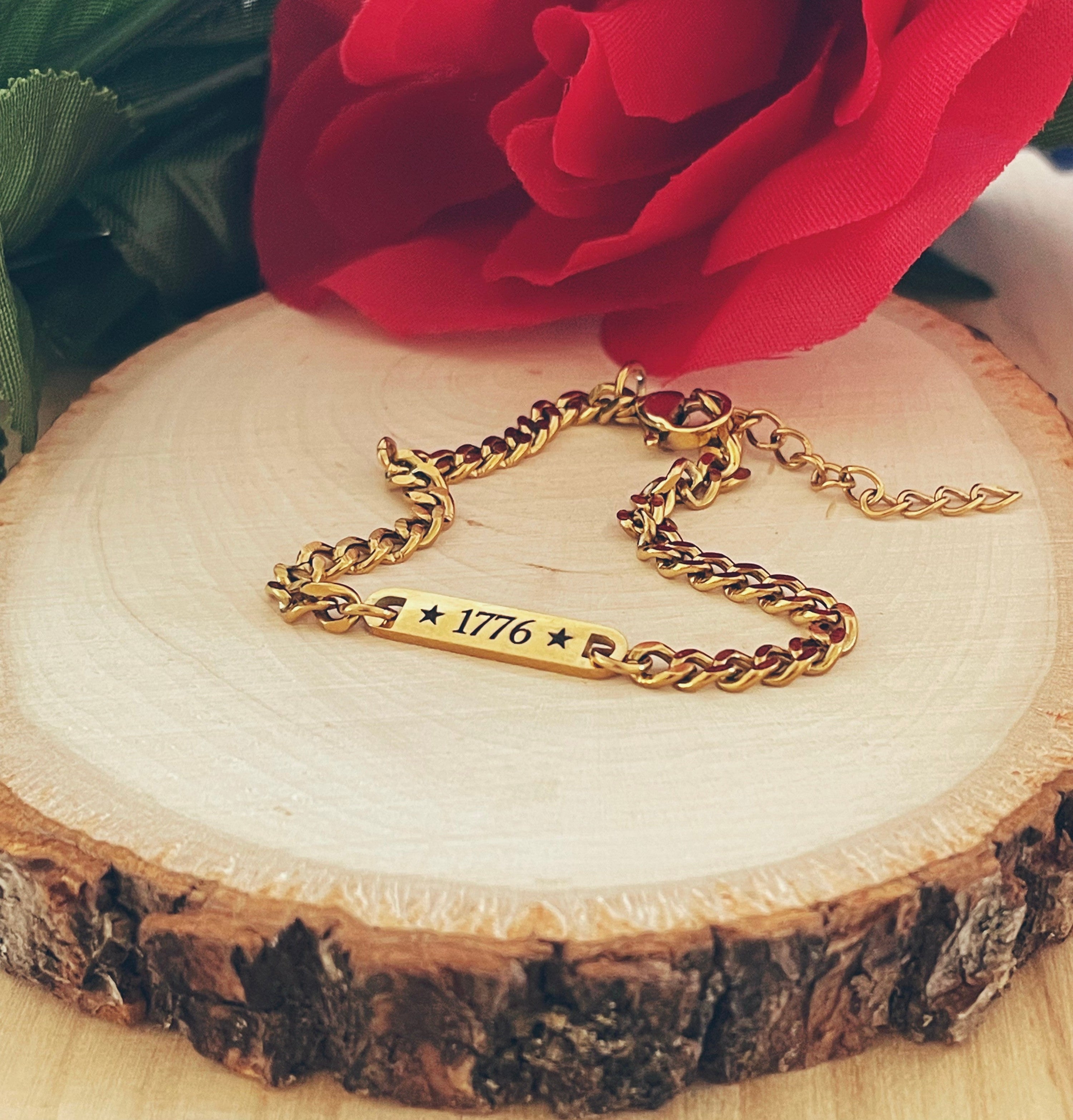 1776 Dainty 18K Gold PVD Stainless Steel Bracelet