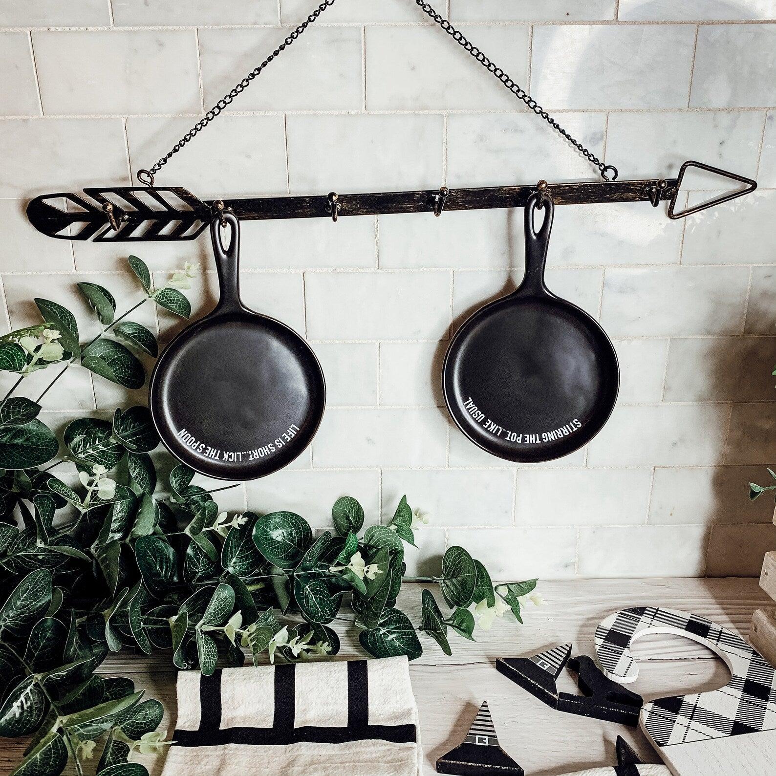 Gia Roma Home Decor, Plants, Planters Hanging This Way