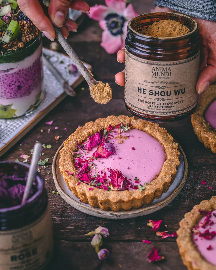 Anima Mundi Herbal supplements HE SHOU WU | Strength + Shine*