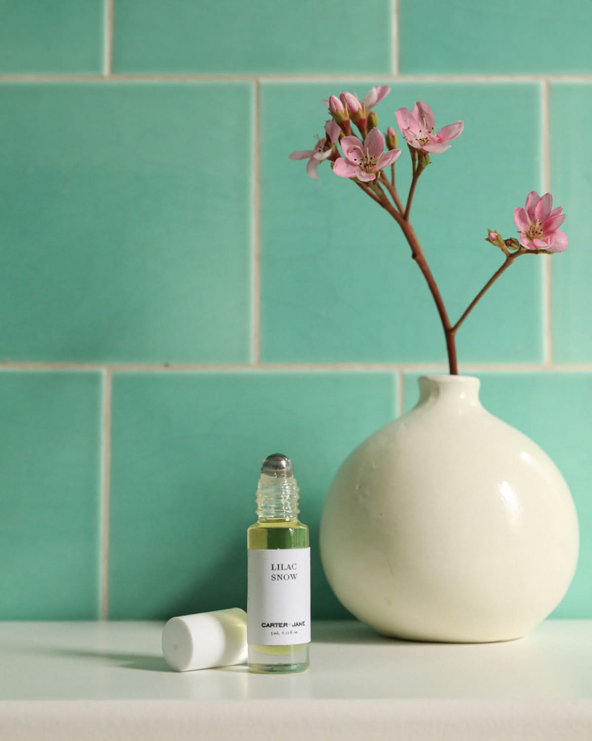 Carter + Jane Aroma Lilac Snow Roll-on Aroma