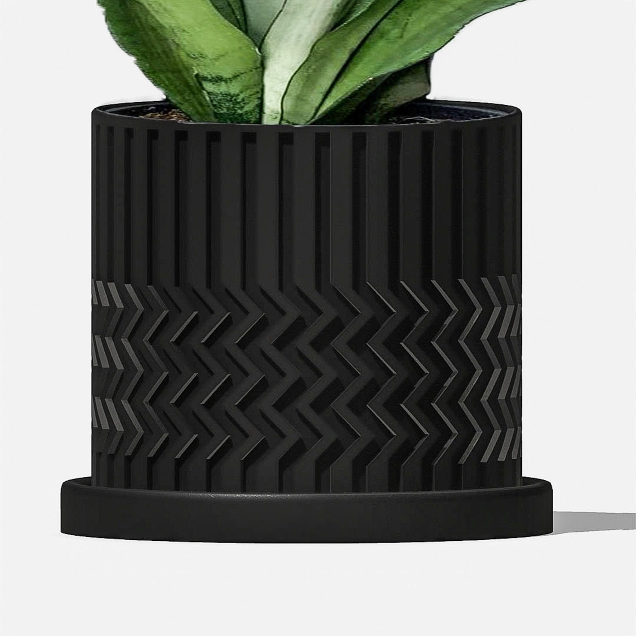 Rosebud HomeGoods Pots & Planters Black / 4 / With Drip Tray Minimalist Zig-Zag Planter