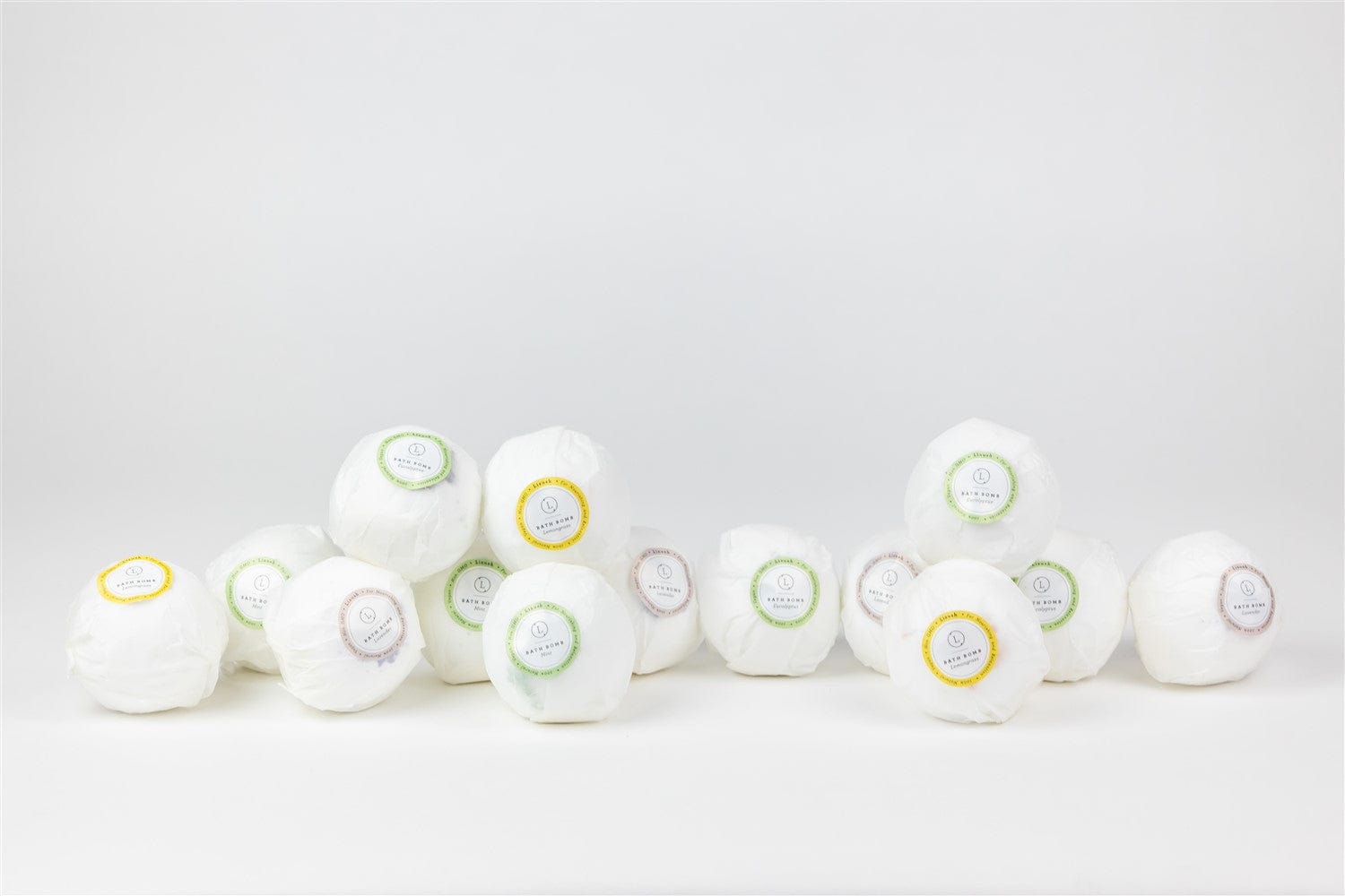 Lizush BATH BOMBS Bath Bombs Gift Box, Set of 14 Big 100% Natural Relaxing Bath Bombs