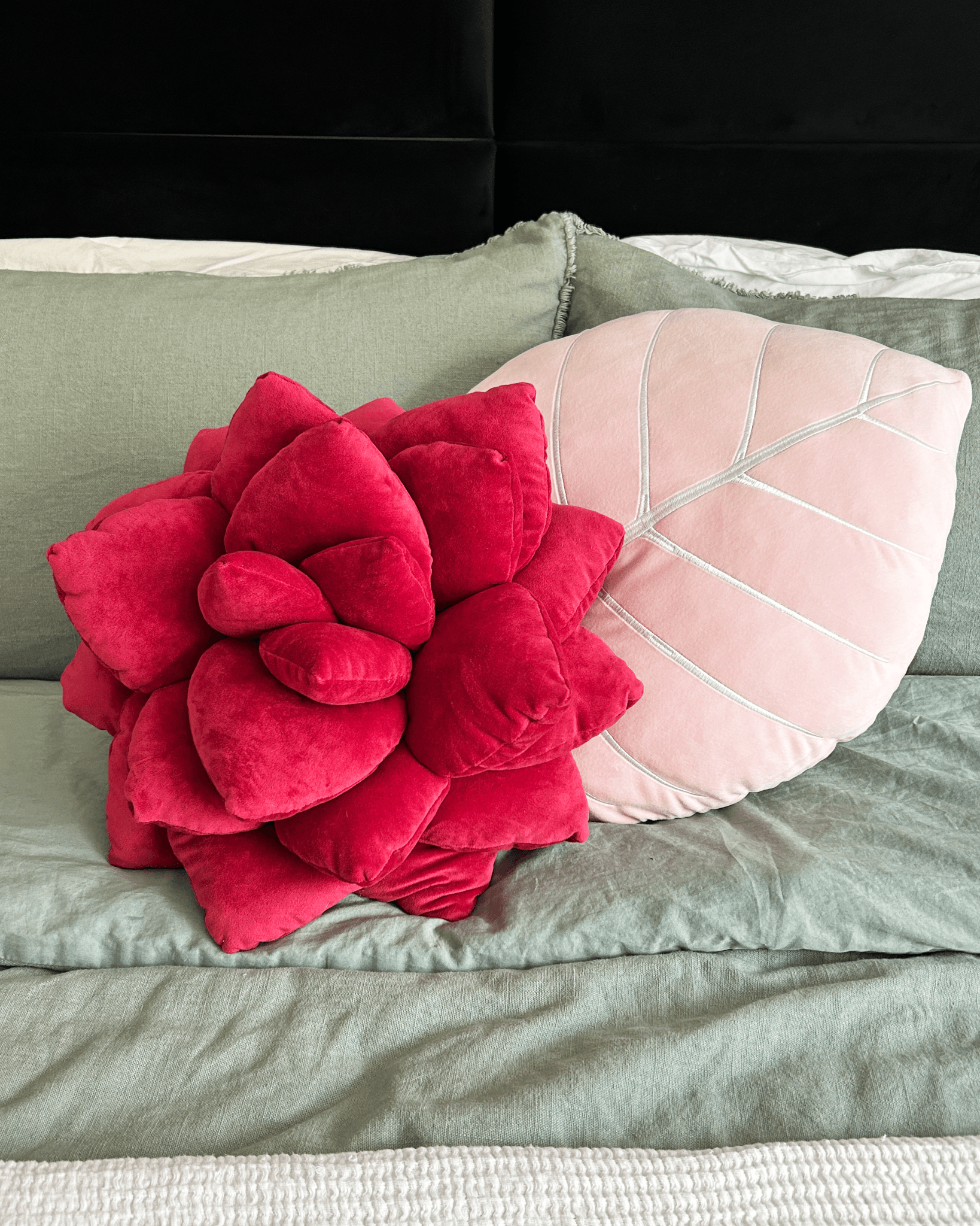 Philodendron Gloriosum Leaf Plush Pillow - Baby Pink - My American Goods