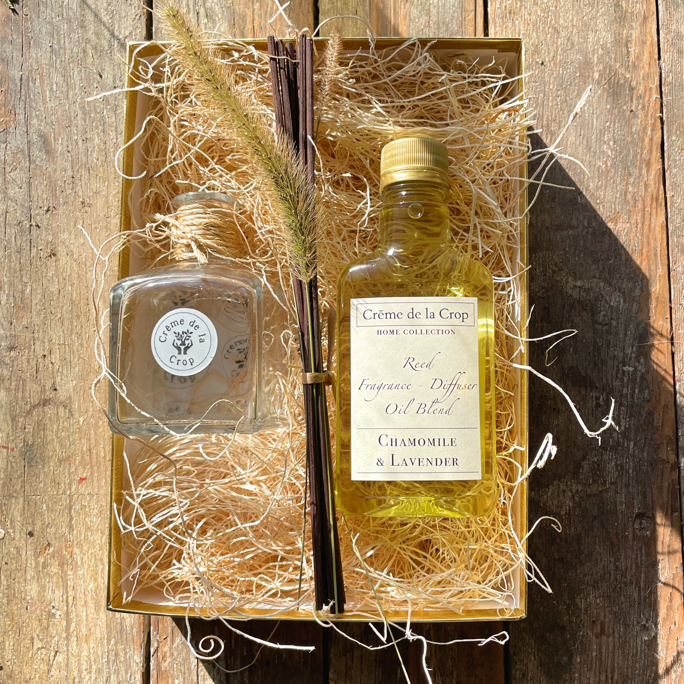 Creme de la Crop Reed Fragrance - Diffuser, Starter Kit - Chamomile & Lavender