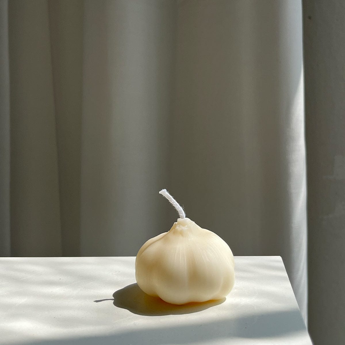 Scandles Farmers Markets White / Unscented (Natural Soy) / Single Garlic Garlic Candle