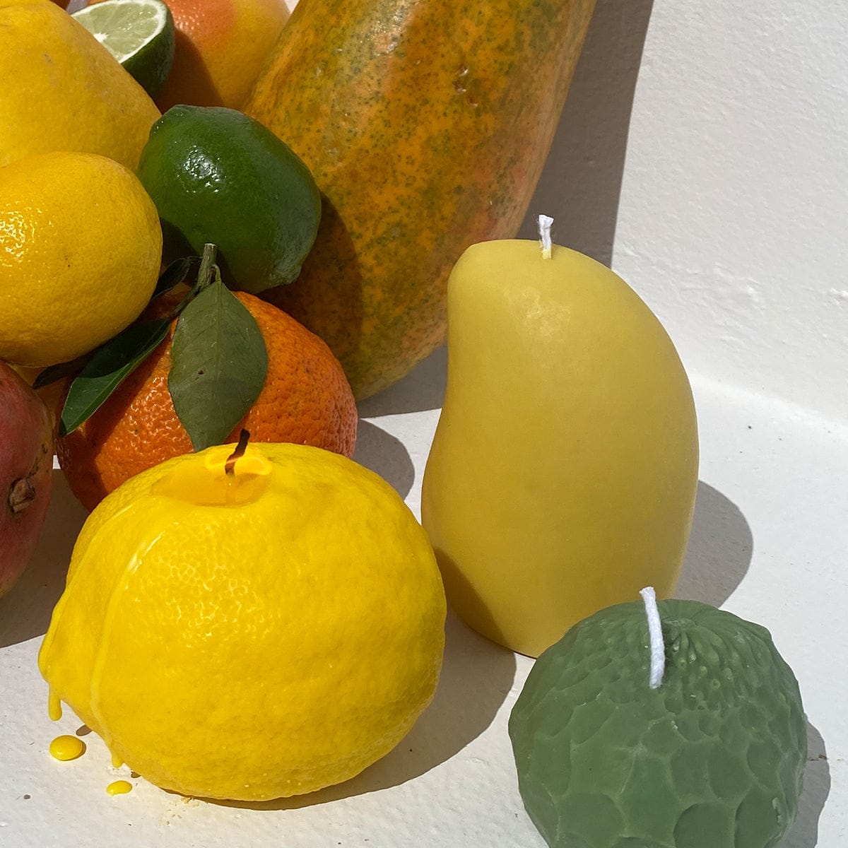 Scandles Farmers Markets Mango Candle